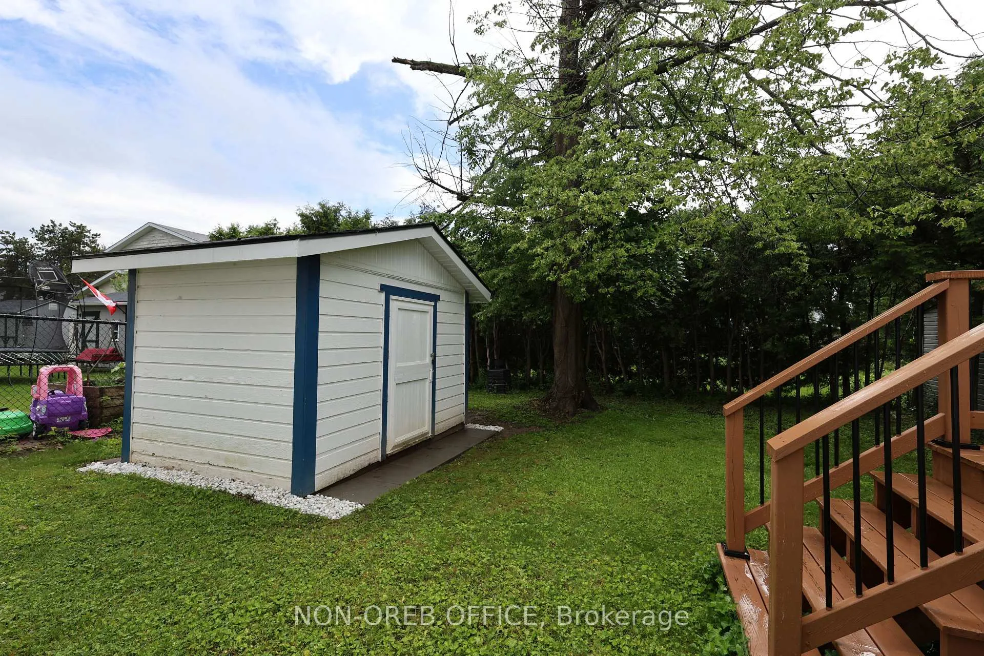 Photo 6 of 12 Downsview Crescent, Ottawa, Tanglewood — HOMEH
