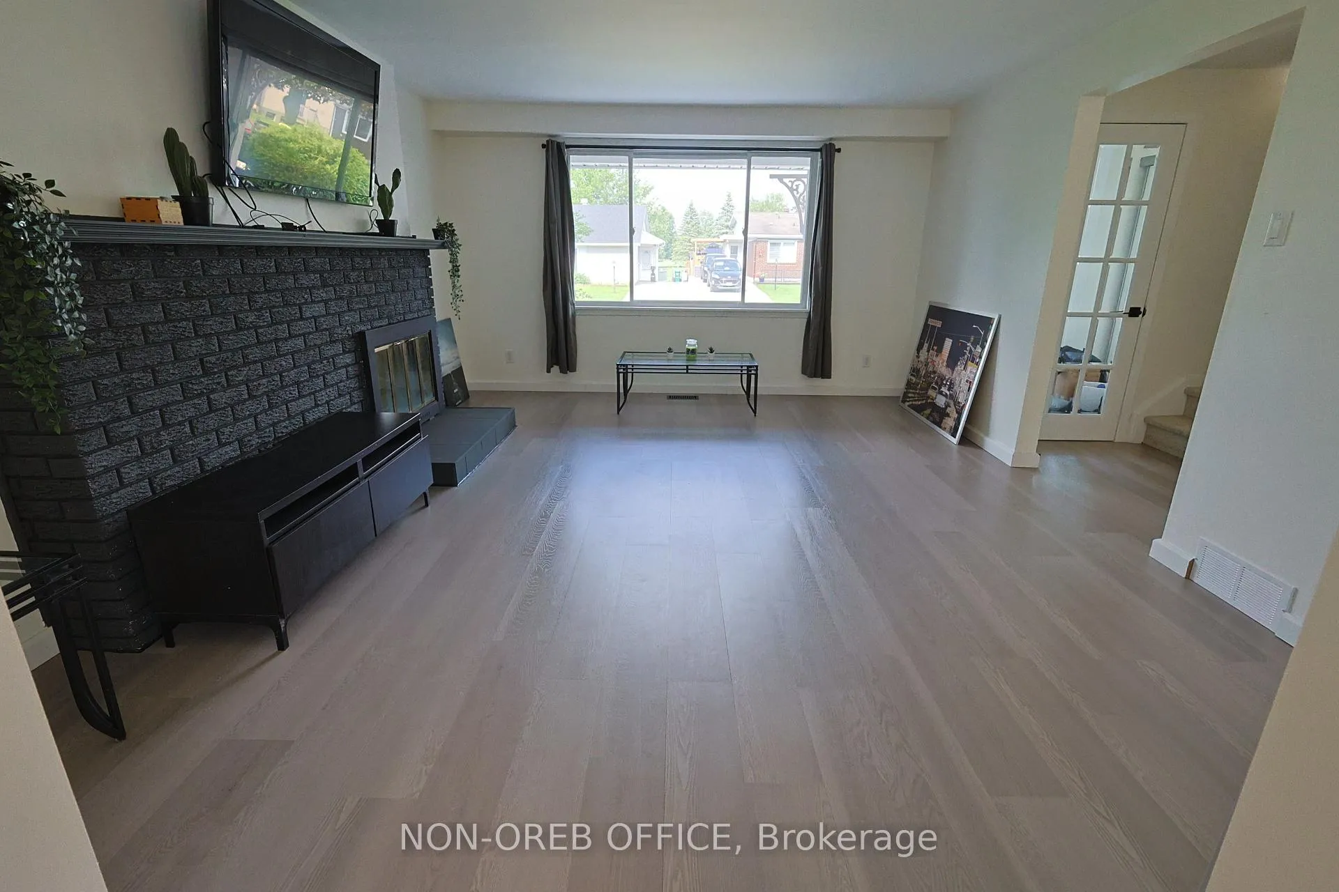 Photo 19 of 12 Downsview Crescent, Ottawa, Tanglewood — HOMEH