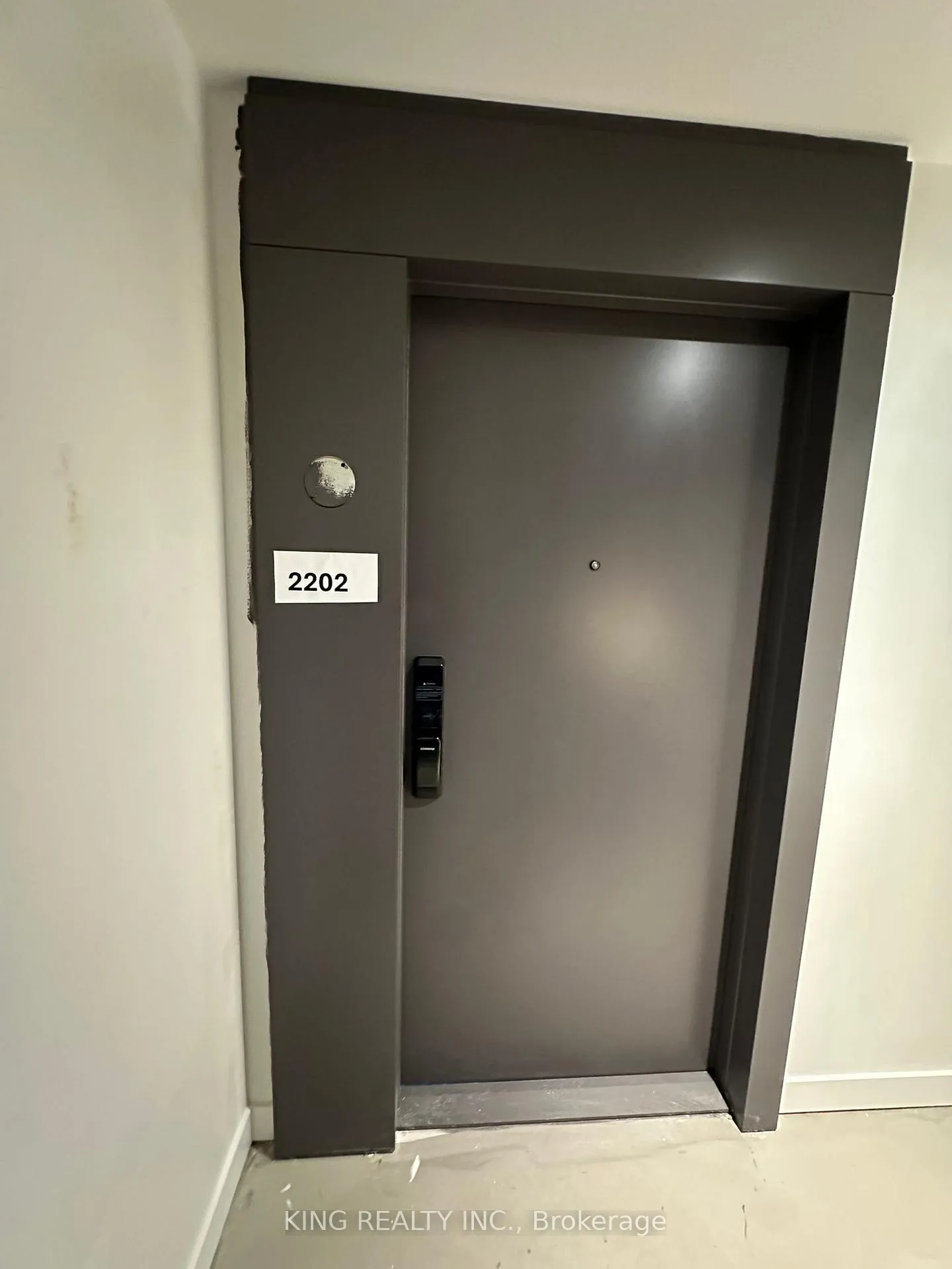 Photo 2 of Unit 2202, 2075 Lakeshore Road, Burlington, Brant — HOMEH
