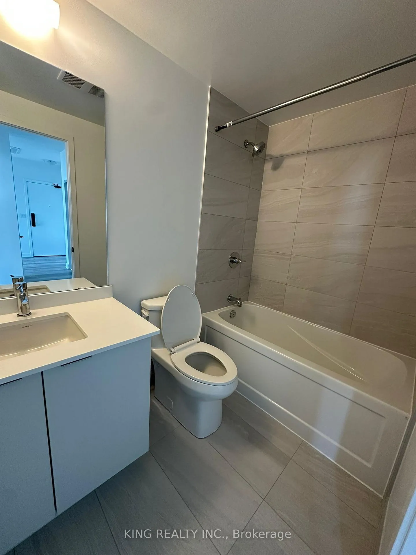 Photo 8 of Unit 2202, 2075 Lakeshore Road, Burlington, Brant — HOMEH