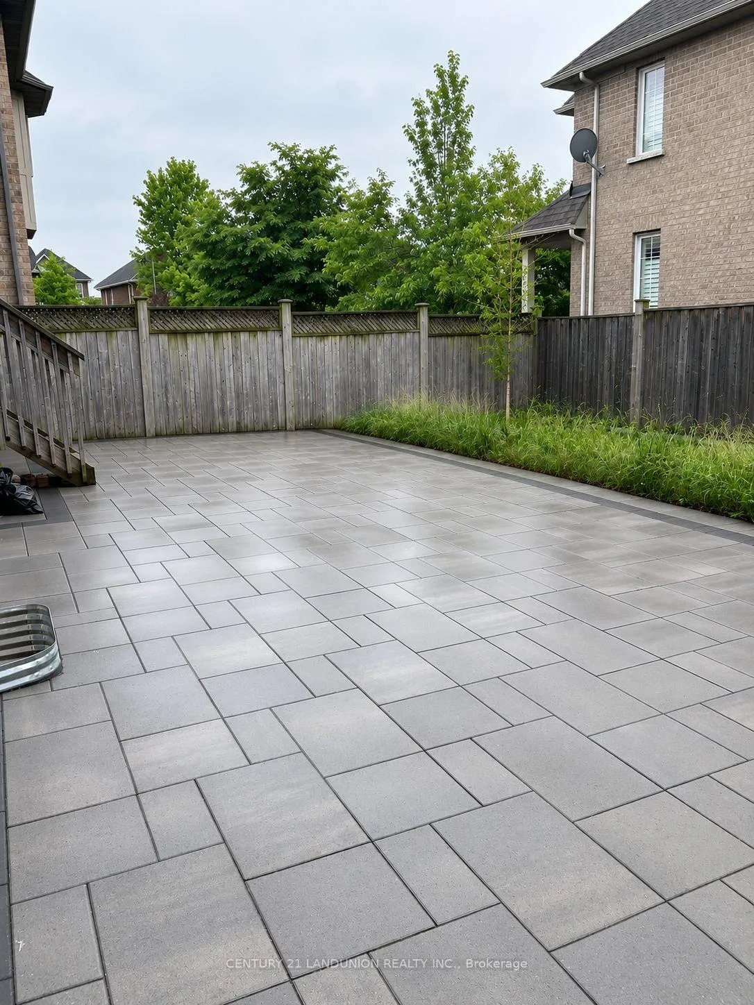 Photo 15 of 2238 Gladacres Lane, Oakville, Westmount — HOMEH