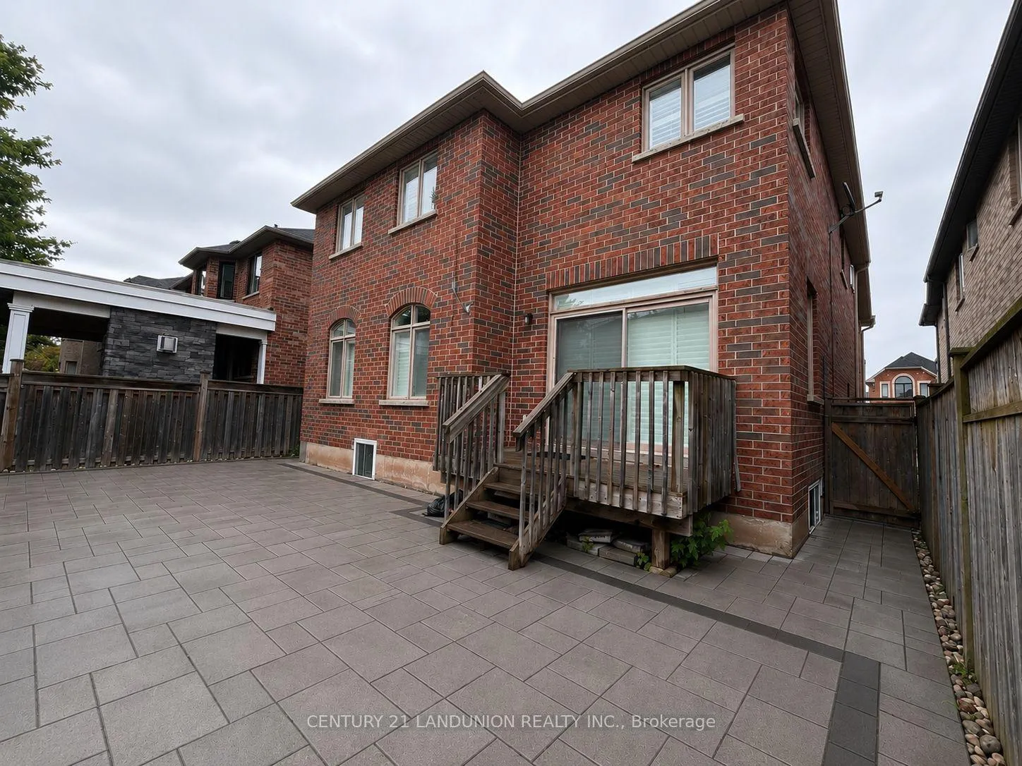 Photo 29 of 2238 Gladacres Lane, Oakville, Westmount — HOMEH