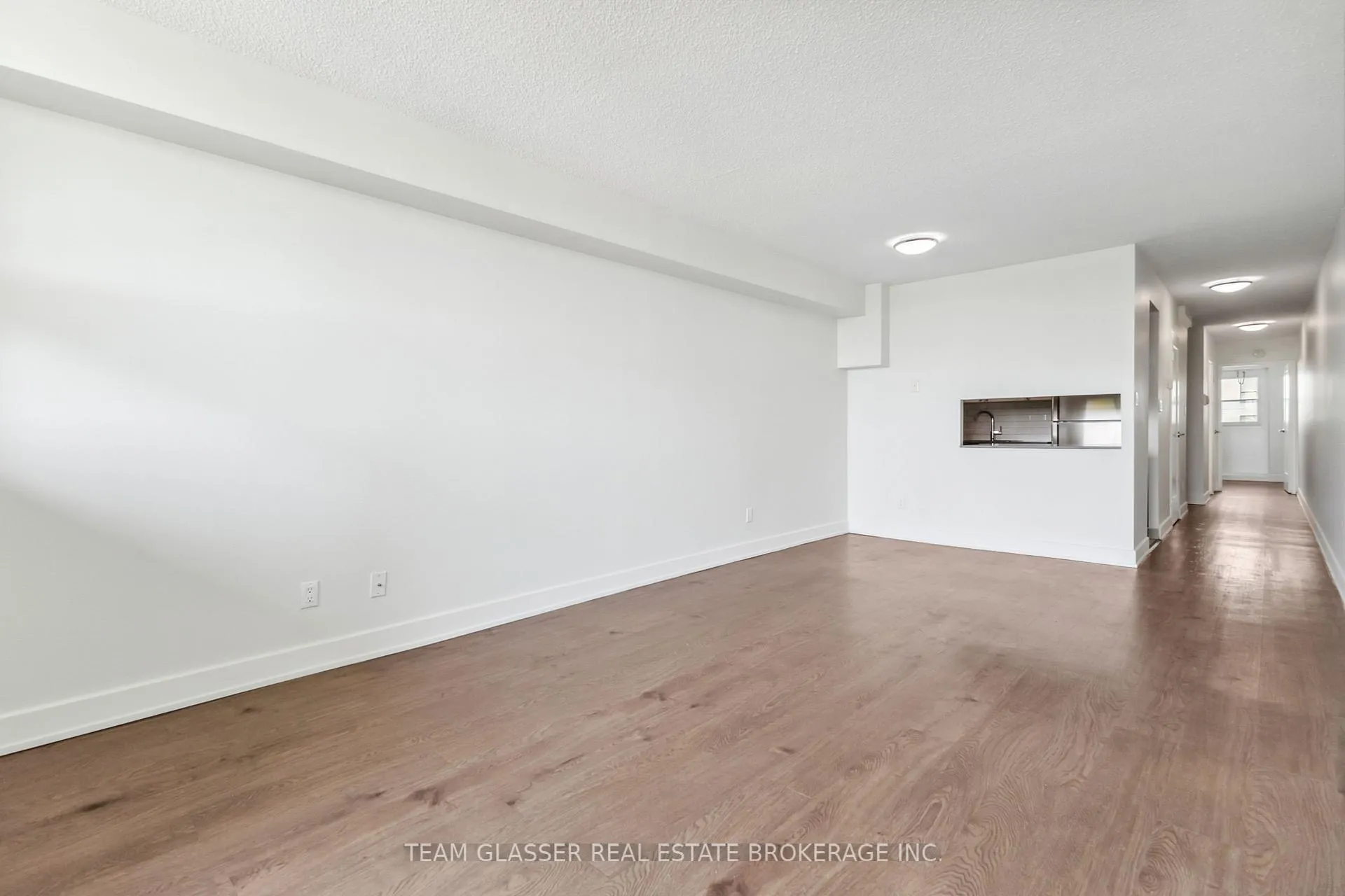 Photo 14 of Unit 409, 21 King Street, London, East K — HOMEH