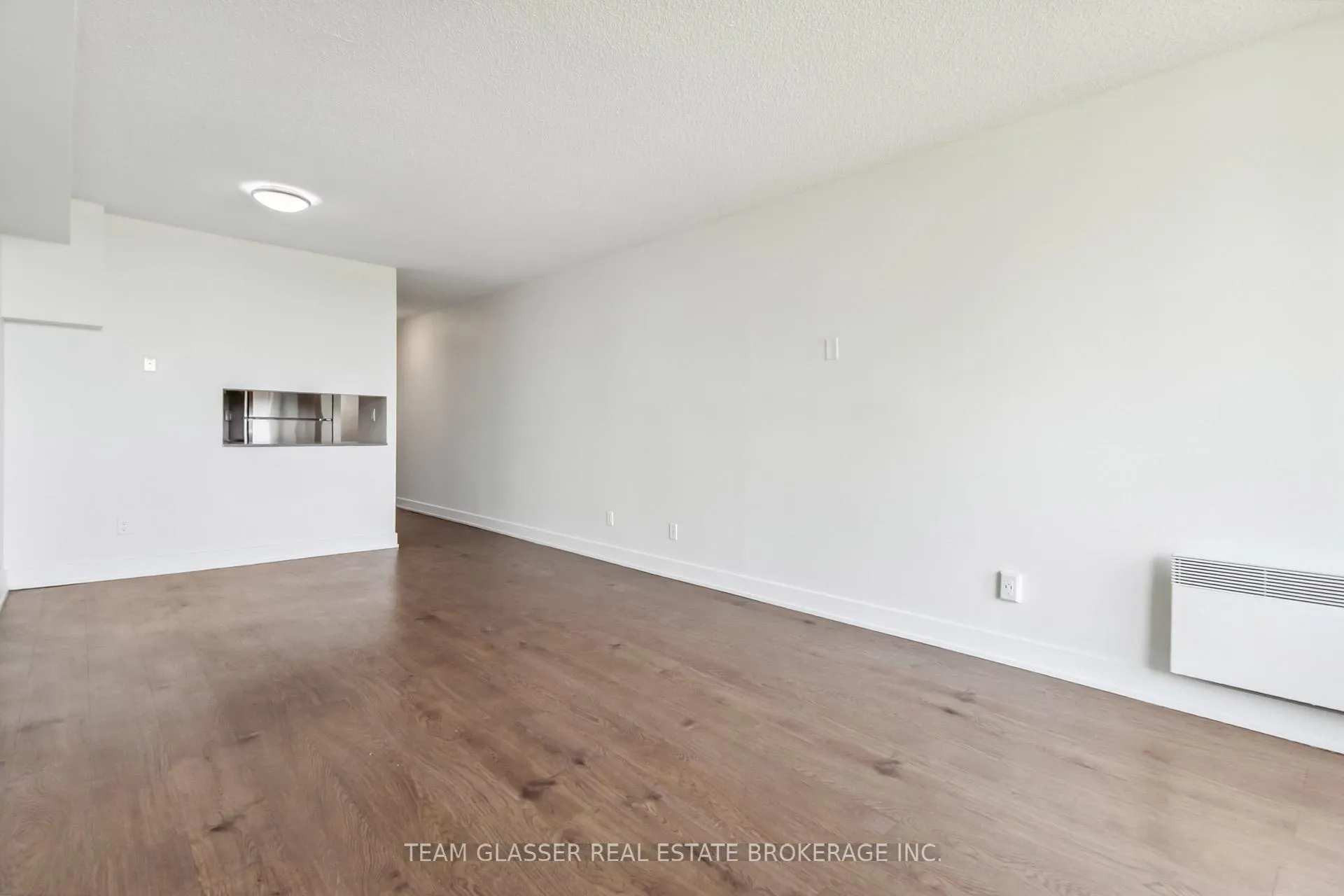 Photo 15 of Unit 409, 21 King Street, London, East K — HOMEH