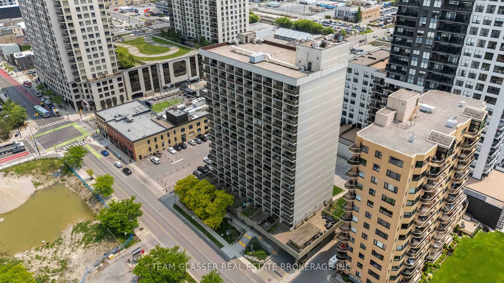 Photo 42 of Unit 409, 21 King Street, London, East K — HOMEH