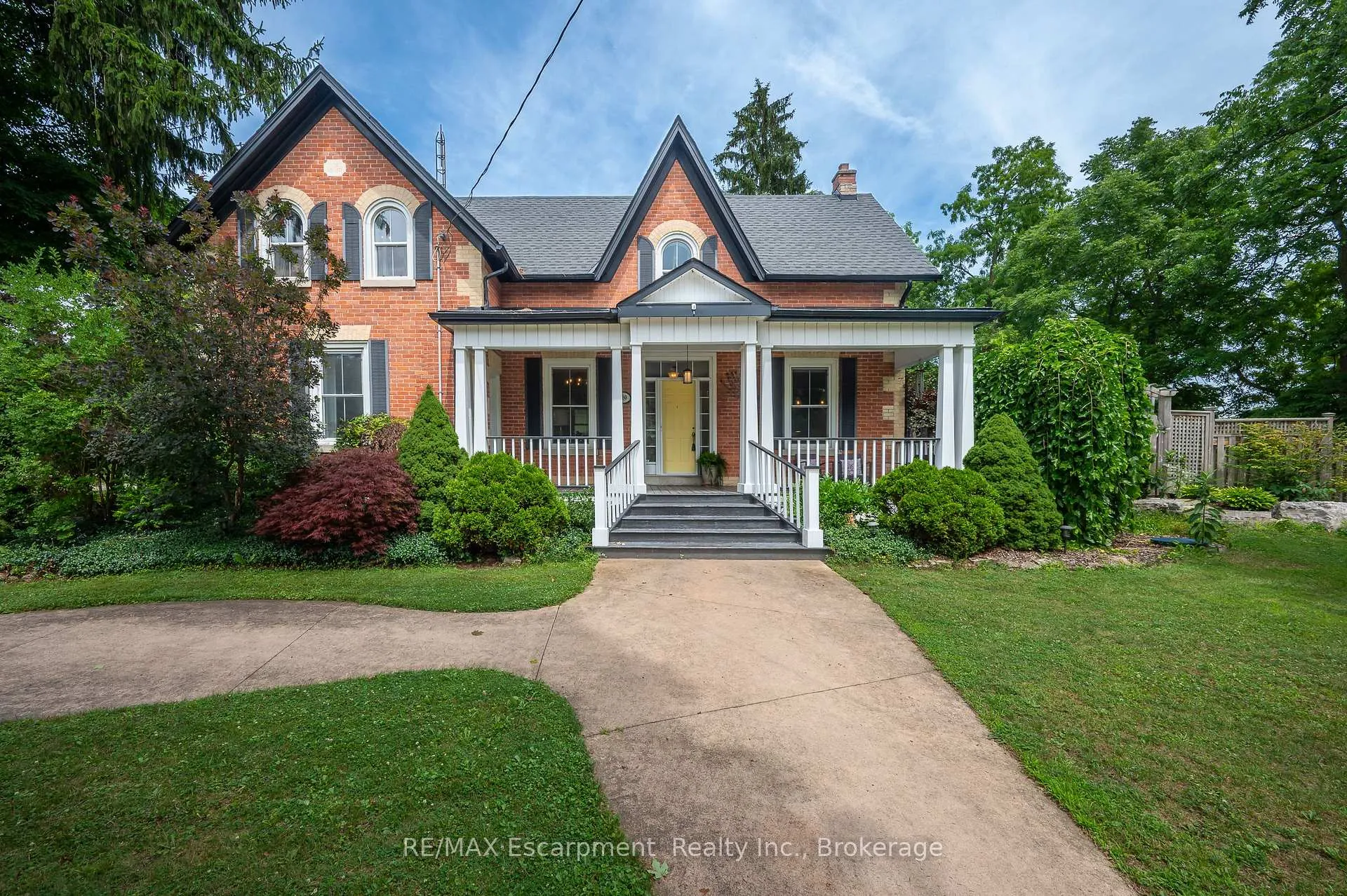 Photo 1 of 780 Old 8 Highway, Hamilton, Rockton — HOMEH