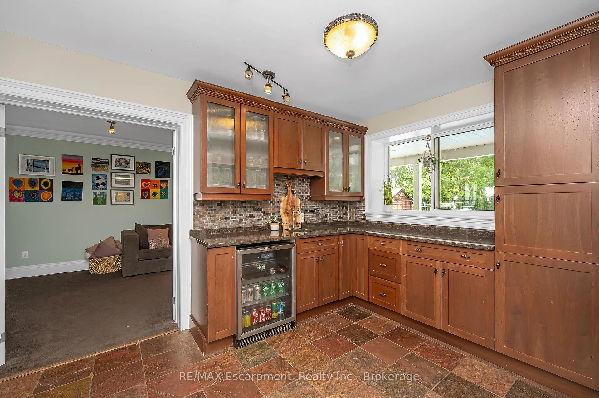 Photo 15 of 780 Old 8 Highway, Hamilton, Rockton — HOMEH