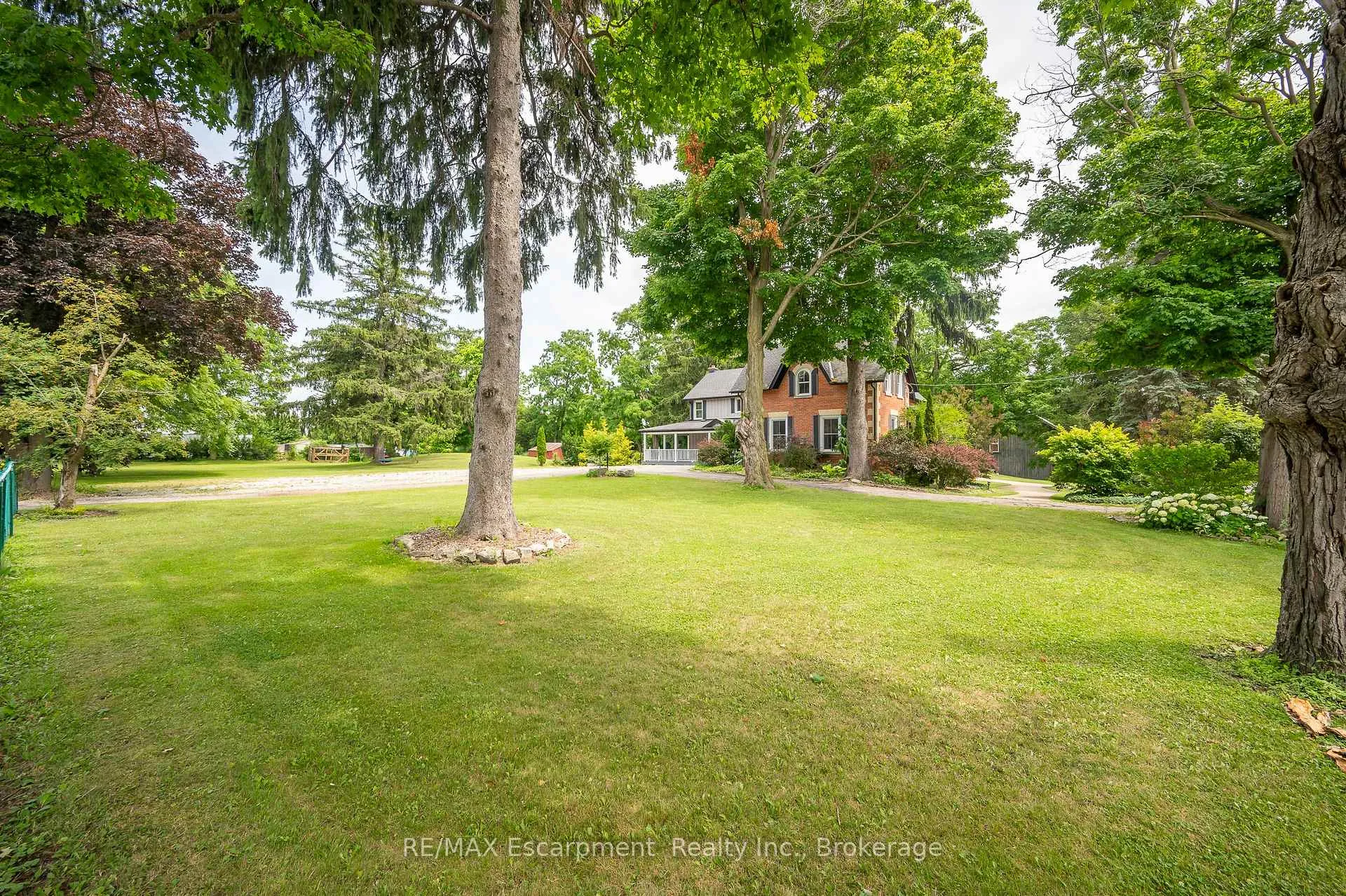 Photo 44 of 780 Old 8 Highway, Hamilton, Rockton — HOMEH