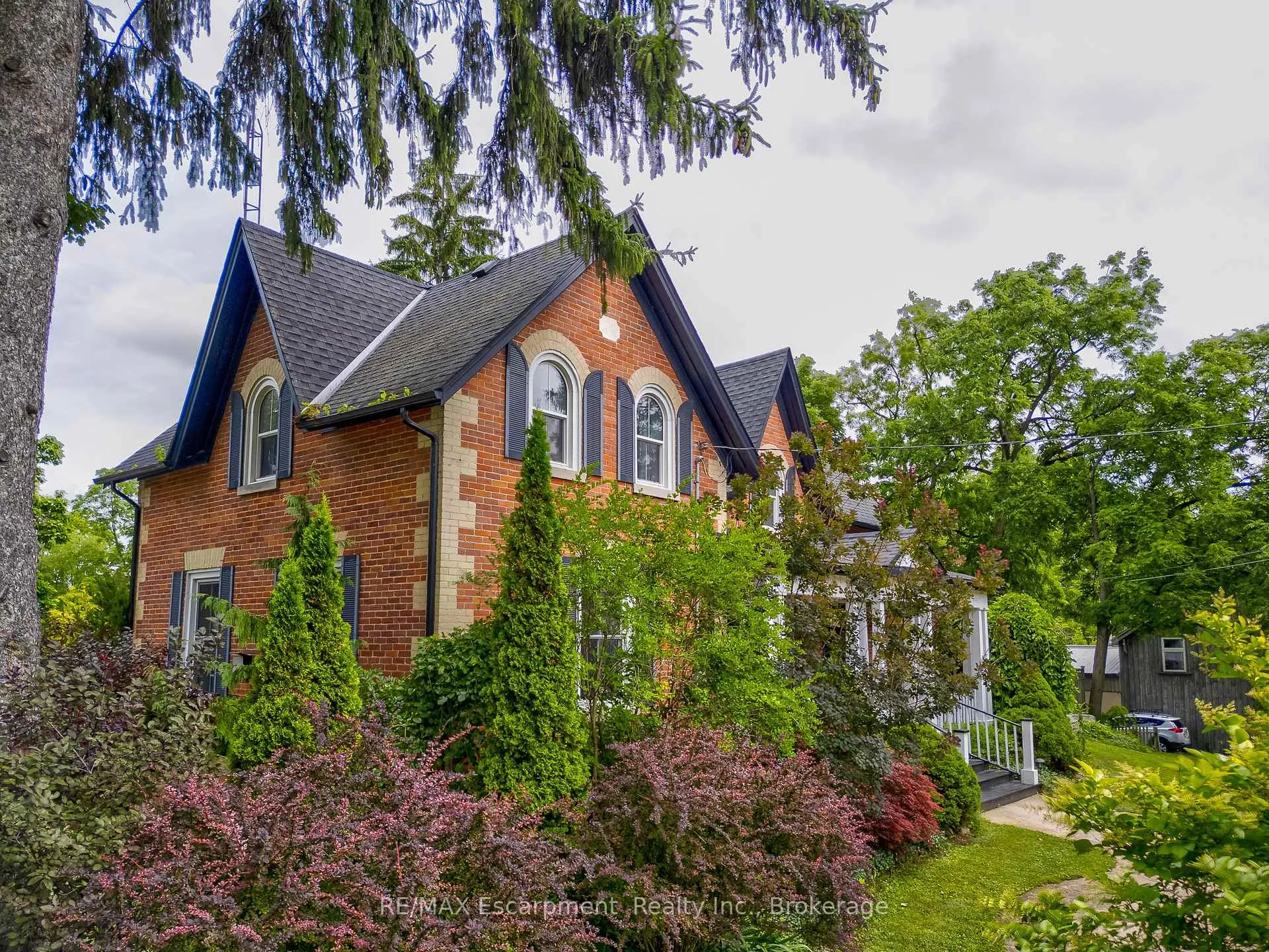 Photo 49 of 780 Old 8 Highway, Hamilton, Rockton — HOMEH