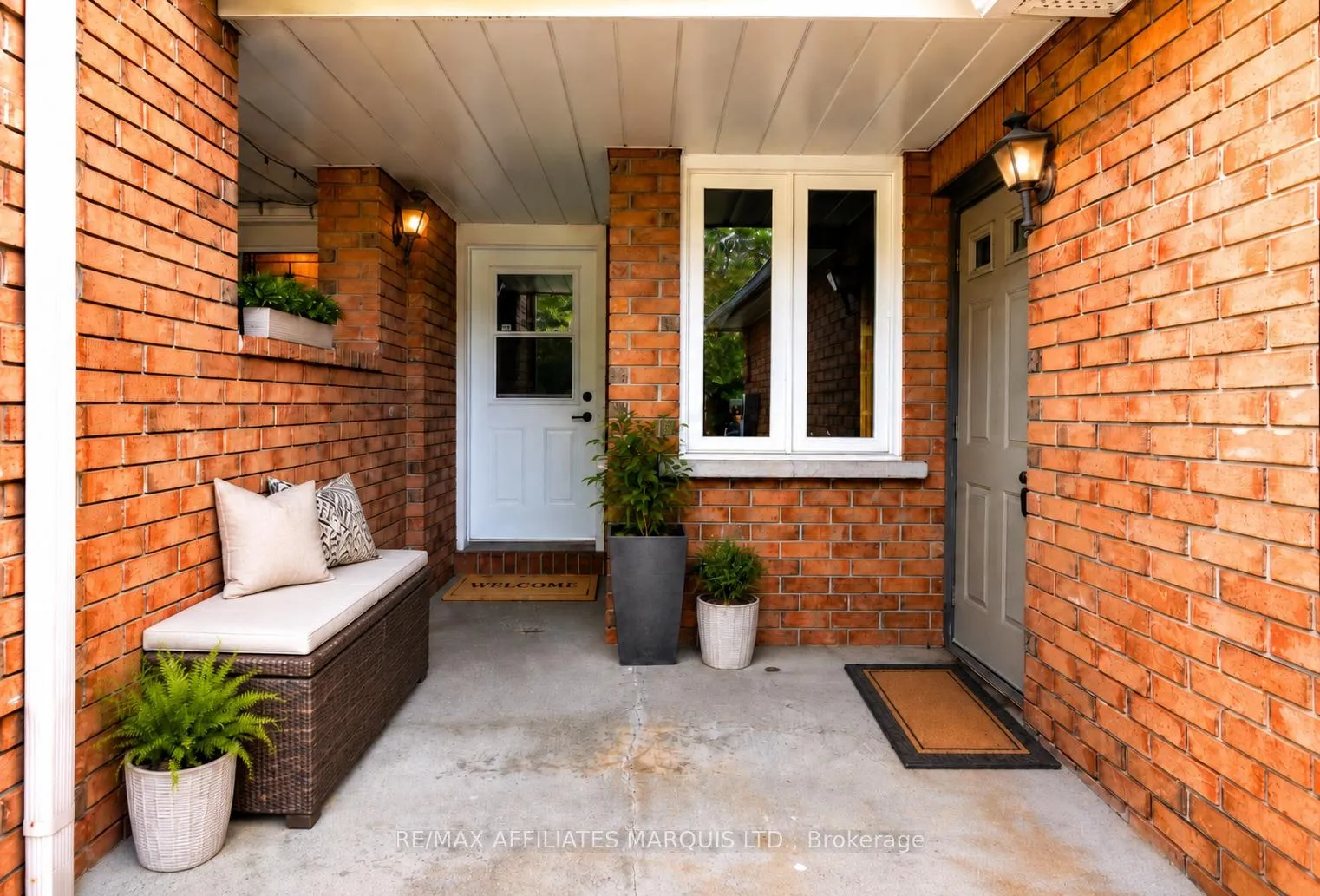 Photo 1 of 58 Robarts Crescent, Ottawa, Kanata - Katimavik — HOMEH