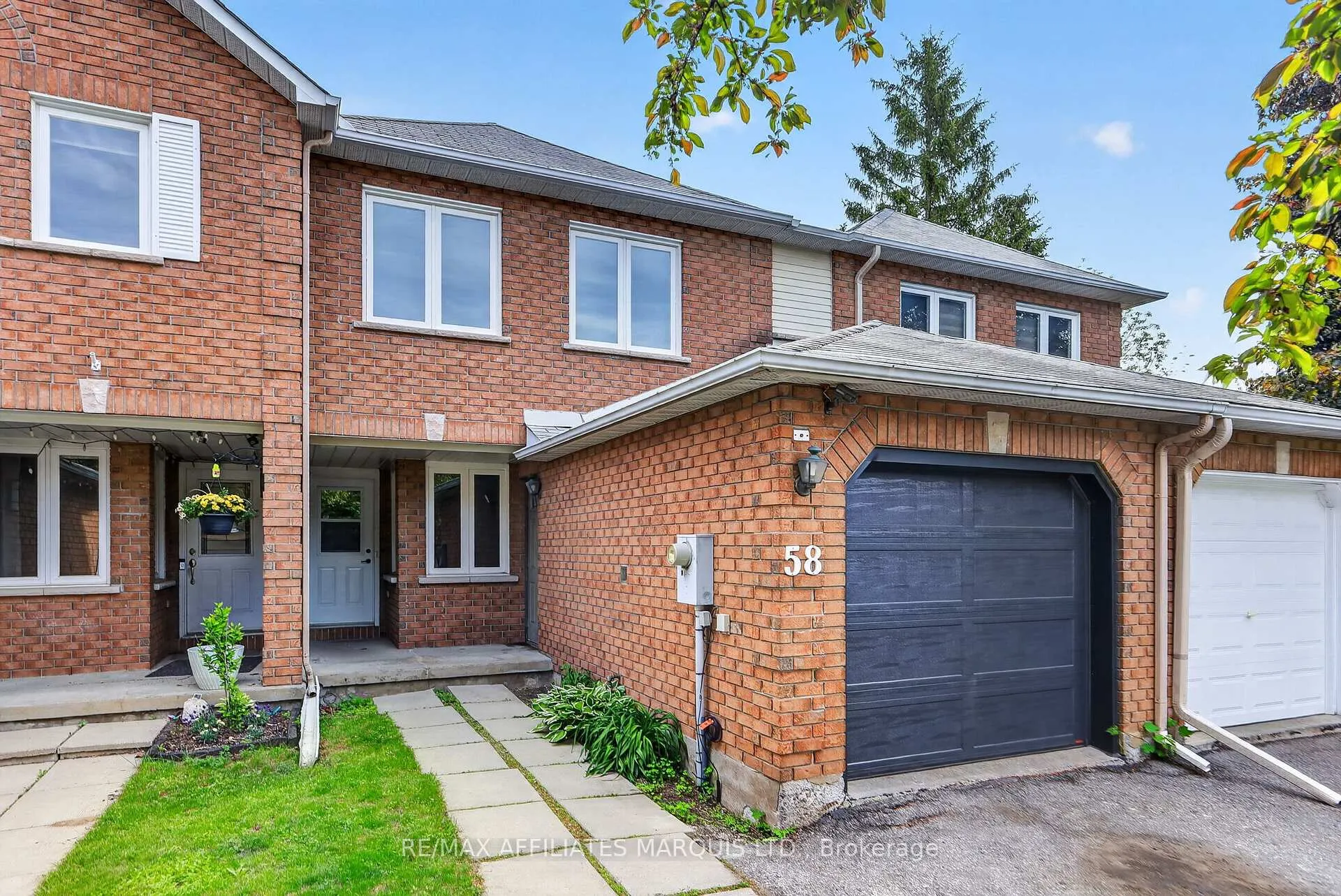 Photo 2 of 58 Robarts Crescent, Ottawa, Kanata - Katimavik — HOMEH