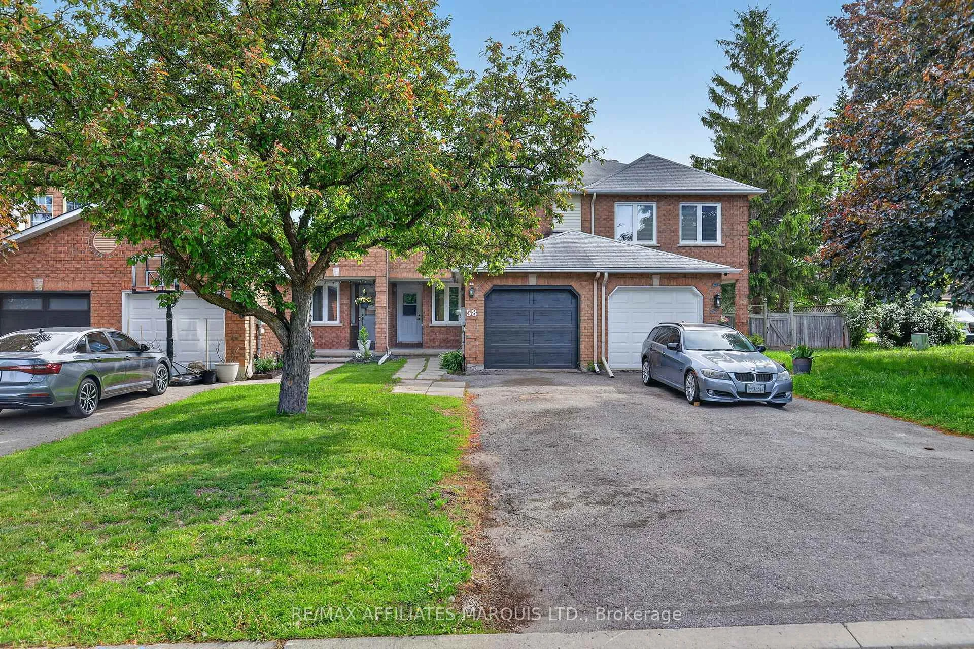 Photo 3 of 58 Robarts Crescent, Ottawa, Kanata - Katimavik — HOMEH