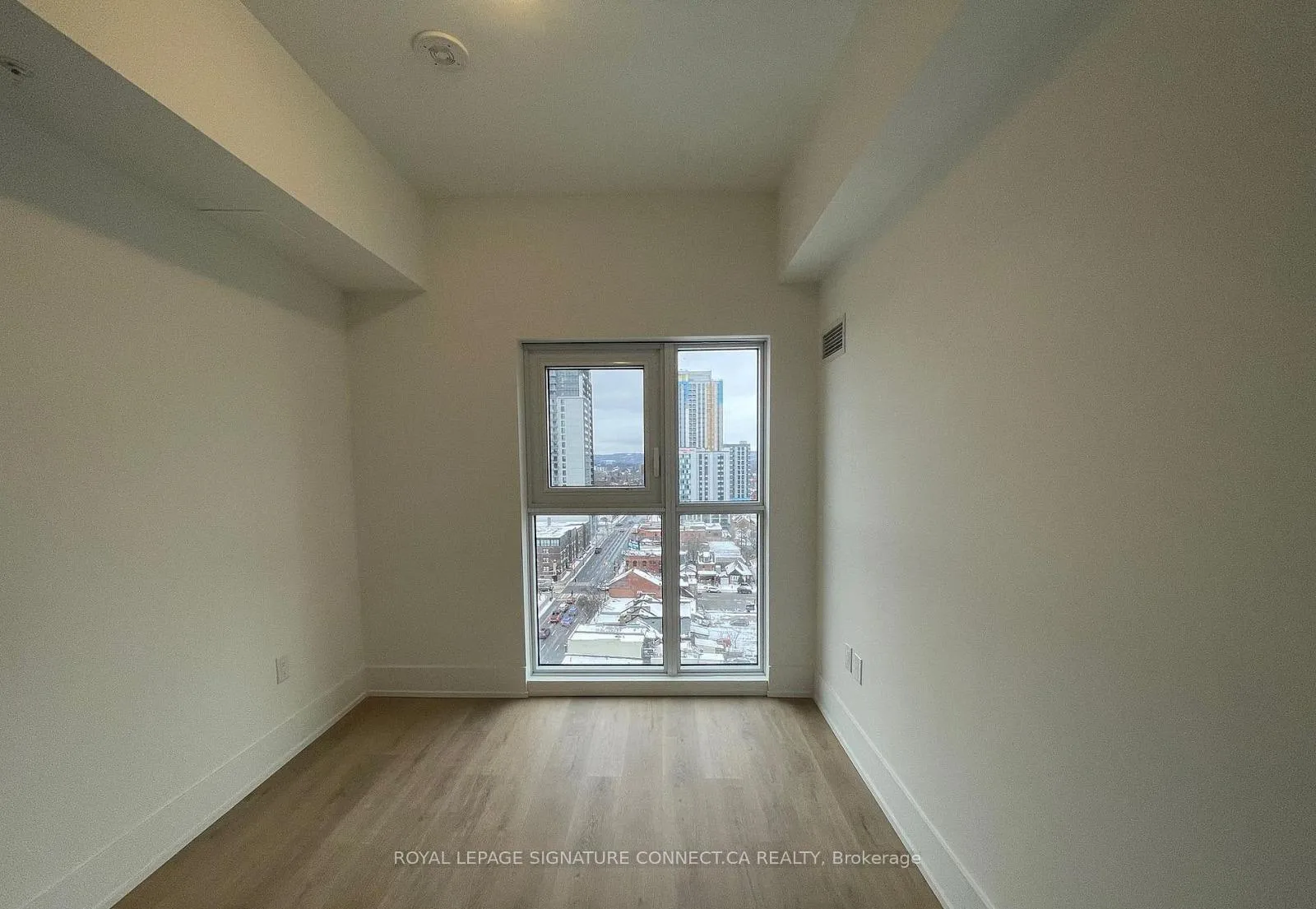 Photo 2 of Unit 1303, 206 King Street W, Hamilton, Central — HOMEH