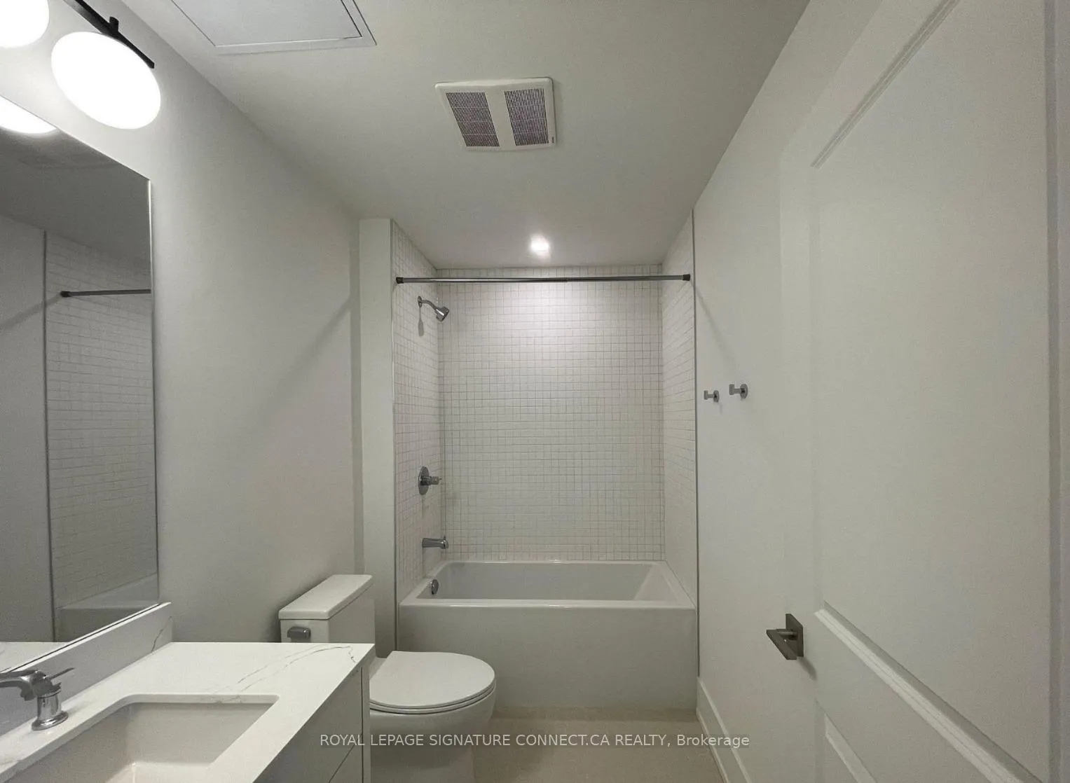 Photo 4 of Unit 1303, 206 King Street W, Hamilton, Central — HOMEH