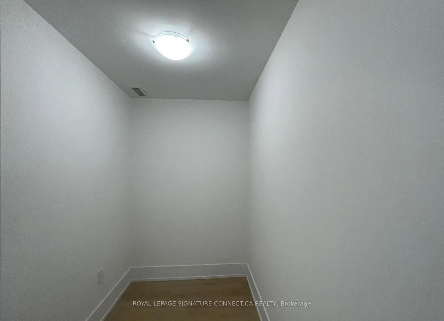 Photo 5 of Unit 1303, 206 King Street W, Hamilton, Central — HOMEH