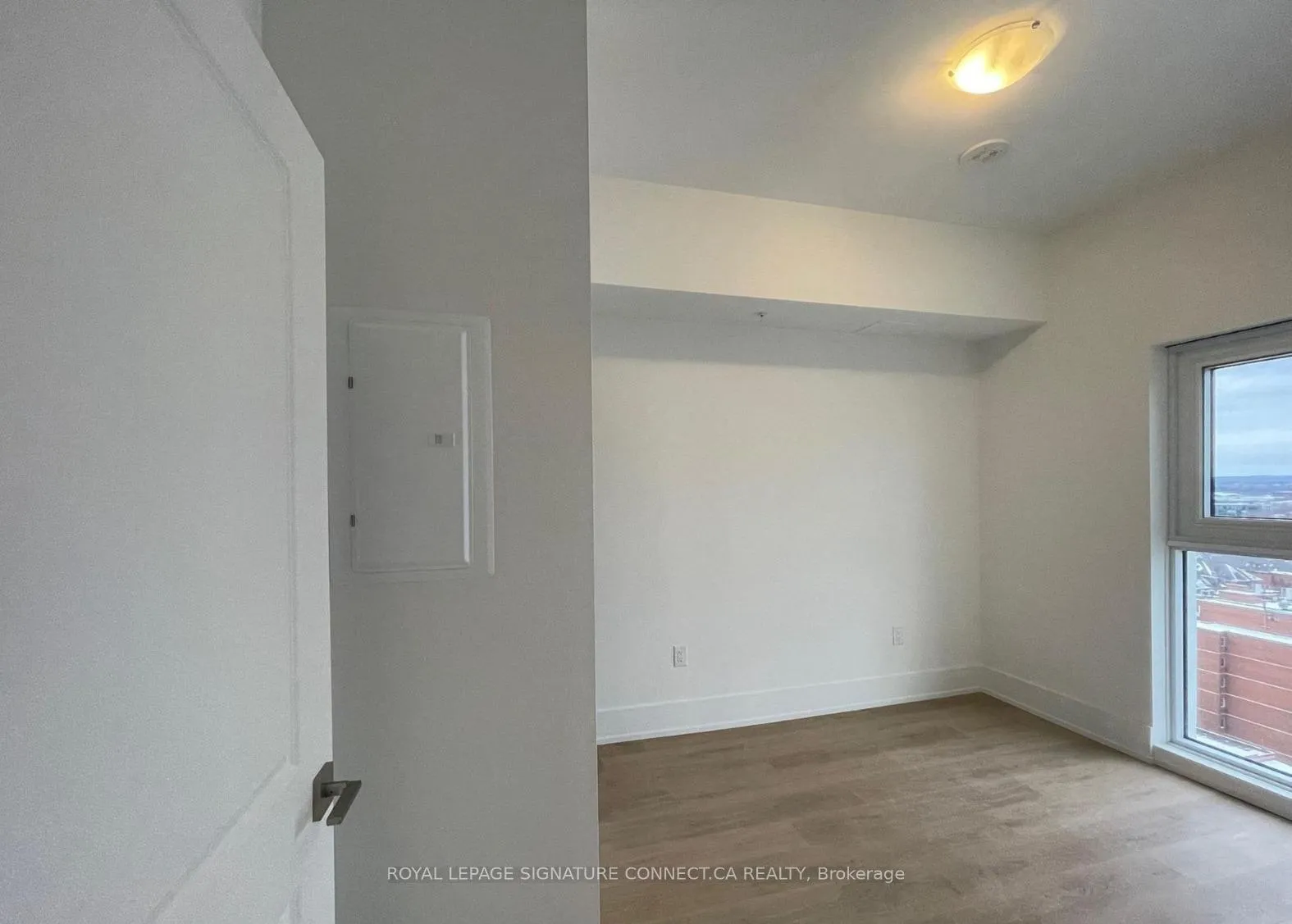 Photo 6 of Unit 1303, 206 King Street W, Hamilton, Central — HOMEH