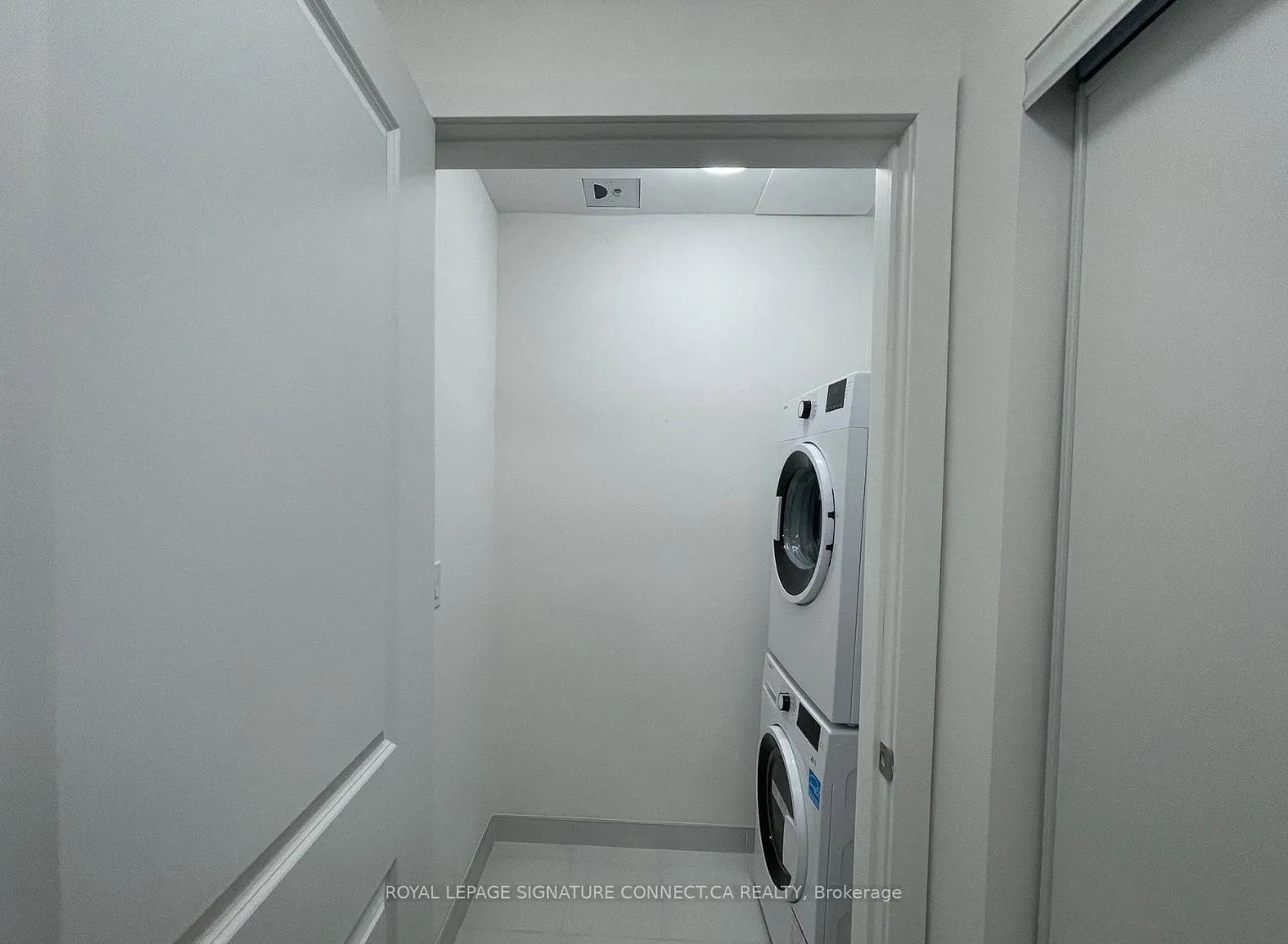 Photo 8 of Unit 1303, 206 King Street W, Hamilton, Central — HOMEH