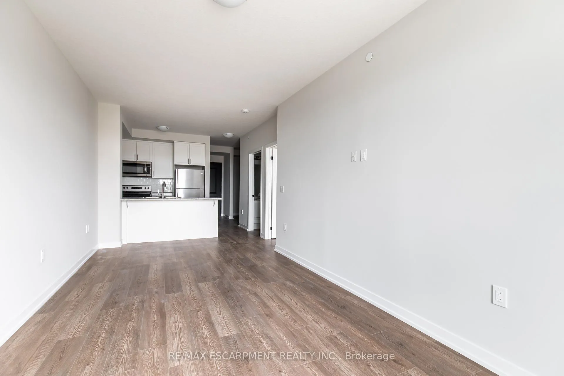 Photo 19 of Unit 304, 870 Queenston Road, Hamilton, Stoney Creek — HOMEH