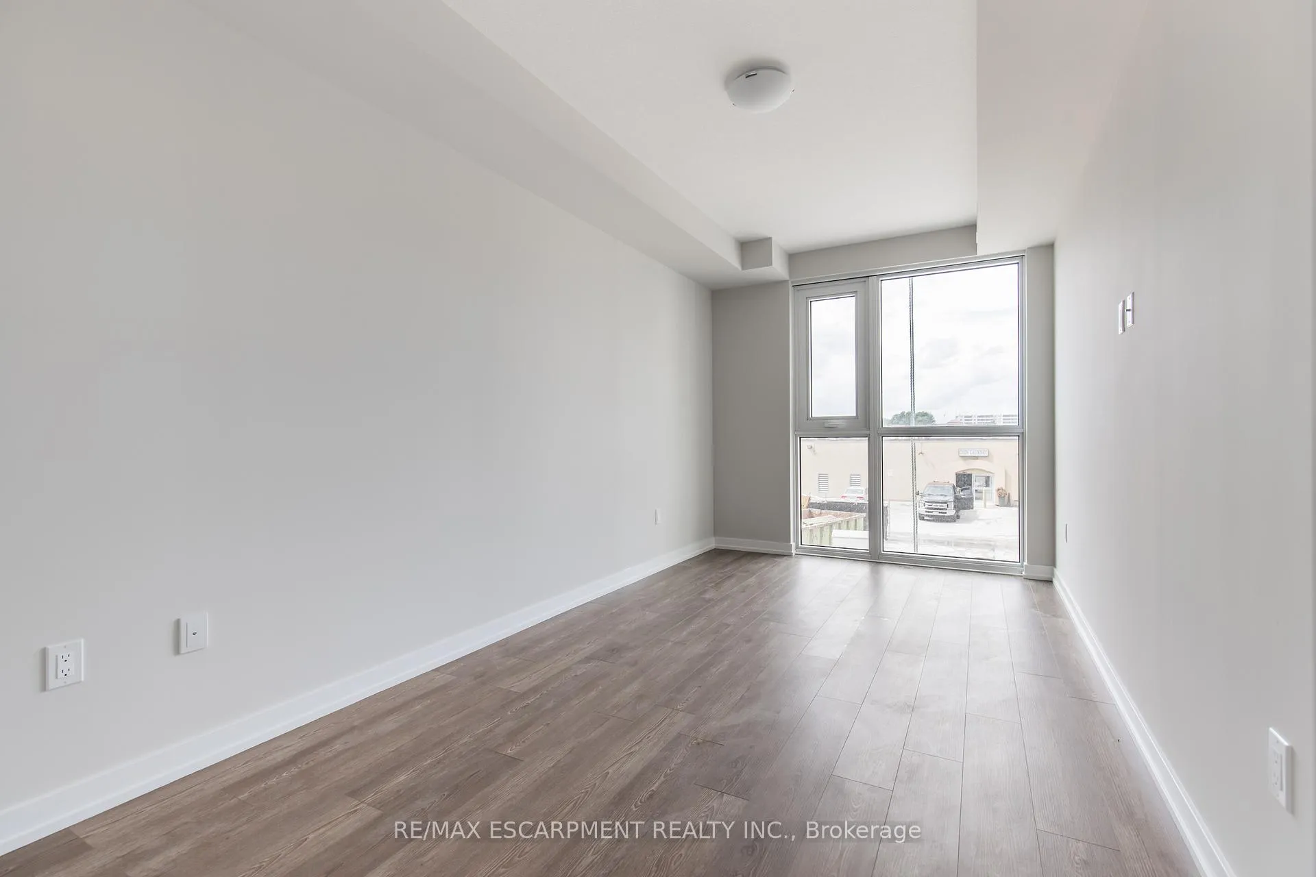 Photo 24 of Unit 304, 870 Queenston Road, Hamilton, Stoney Creek — HOMEH
