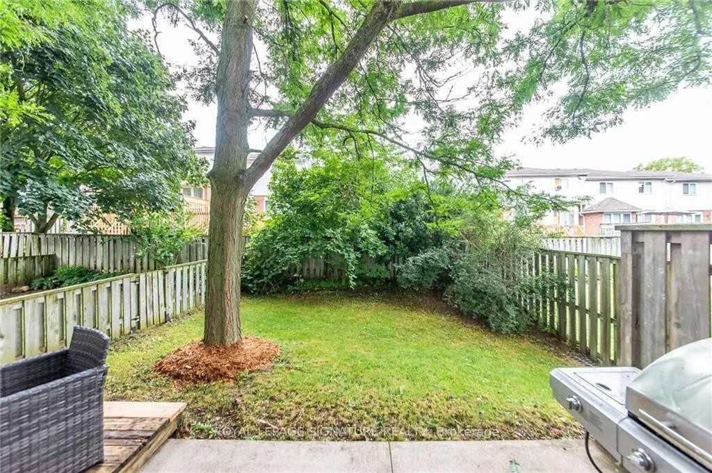 Photo 19 of 426 Downsview Place, Waterloo, Bridgeport — HOMEH