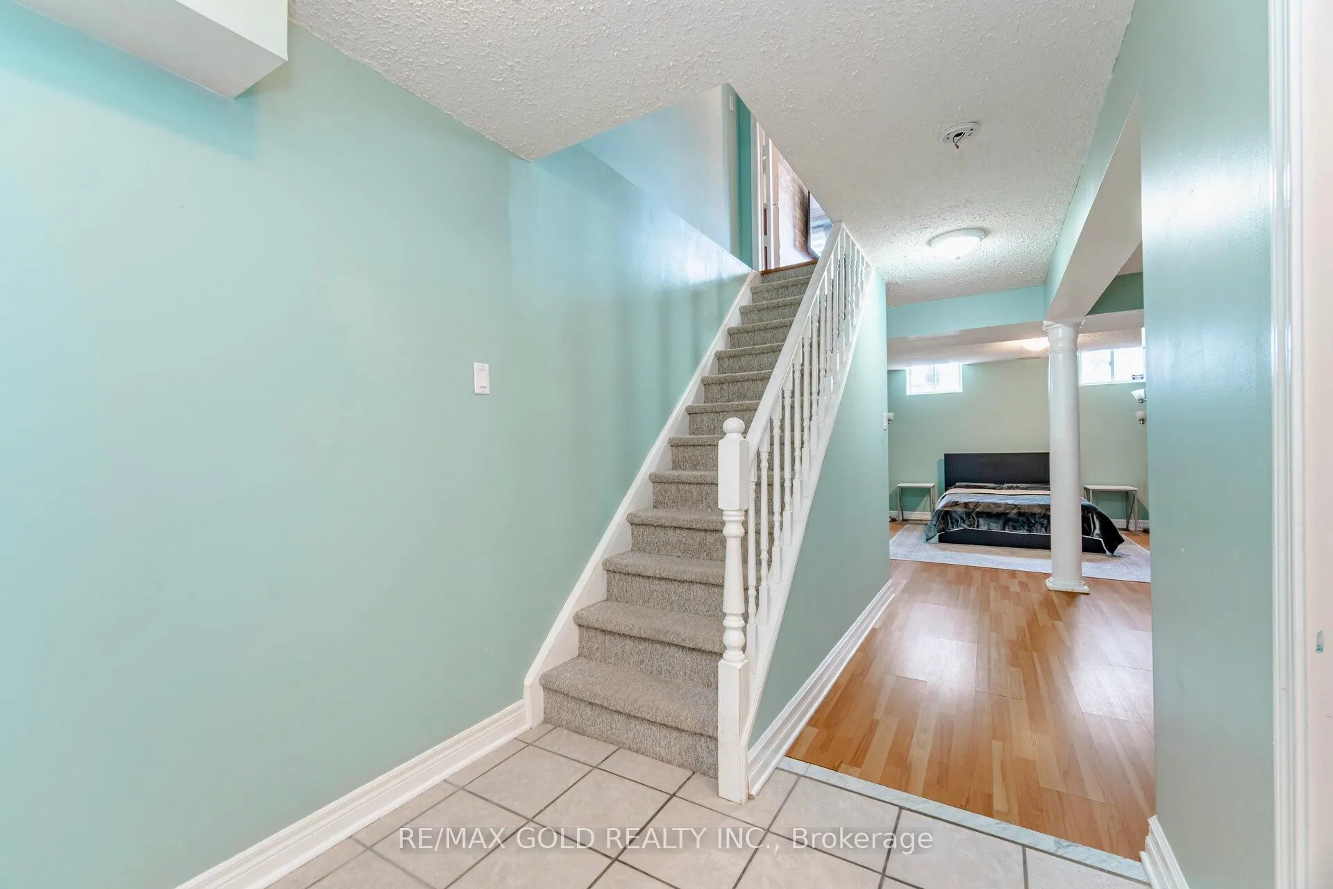 Photo 22 of 5352 Bushelgrove Circle, Mississauga, Central Erin Mills — HOMEH