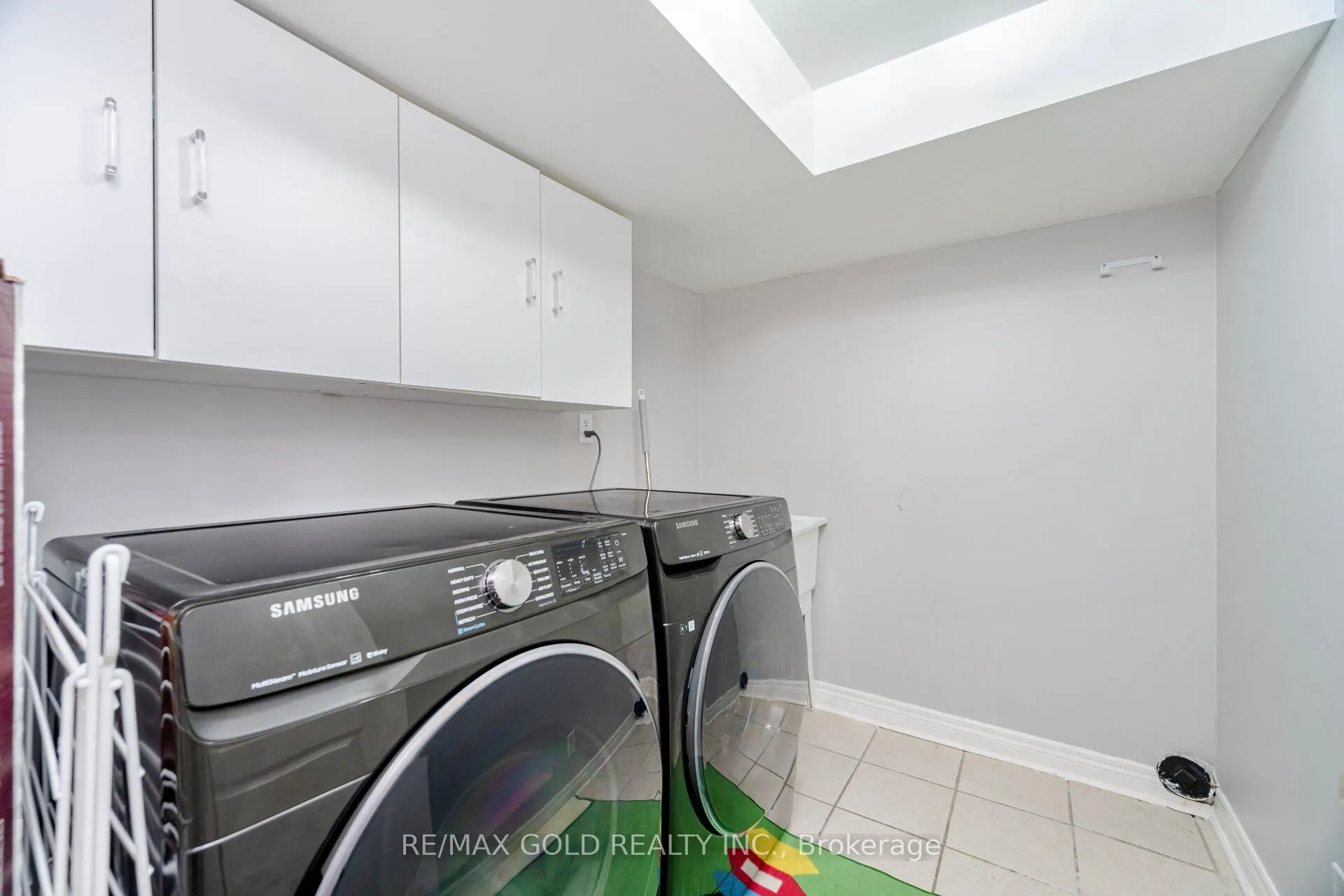 Photo 25 of 5352 Bushelgrove Circle, Mississauga, Central Erin Mills — HOMEH