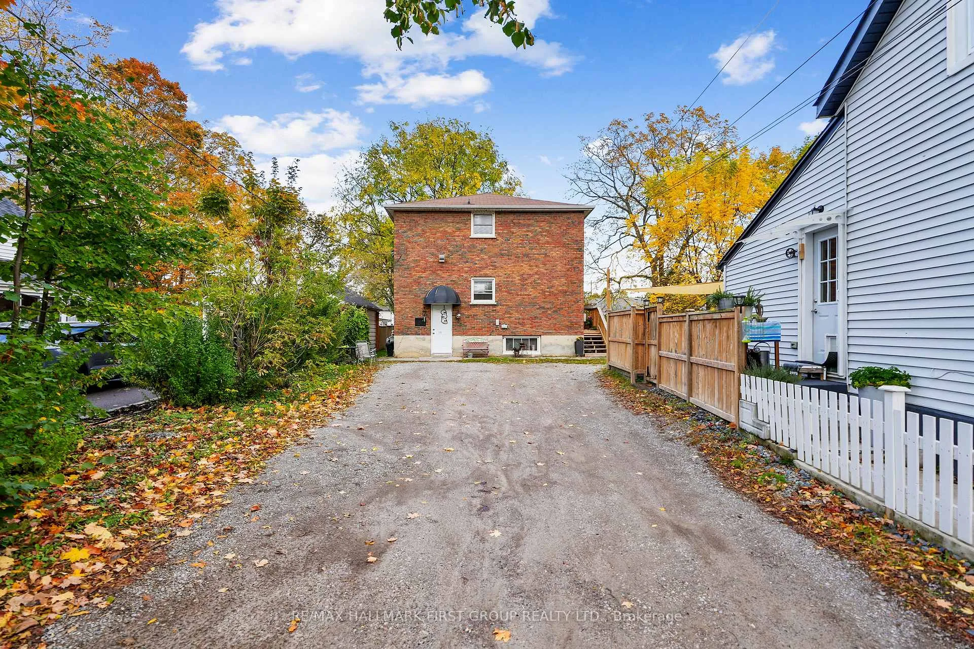 Photo 3 of Unit Upper, 176 Sydenham Street, Cobourg — HOMEH