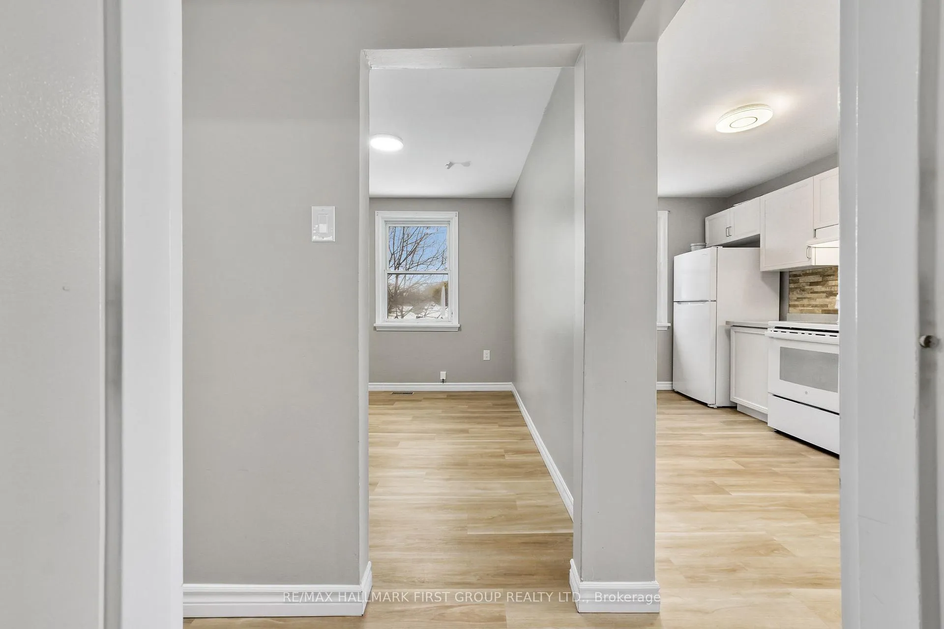 Photo 6 of Unit Upper, 176 Sydenham Street, Cobourg — HOMEH