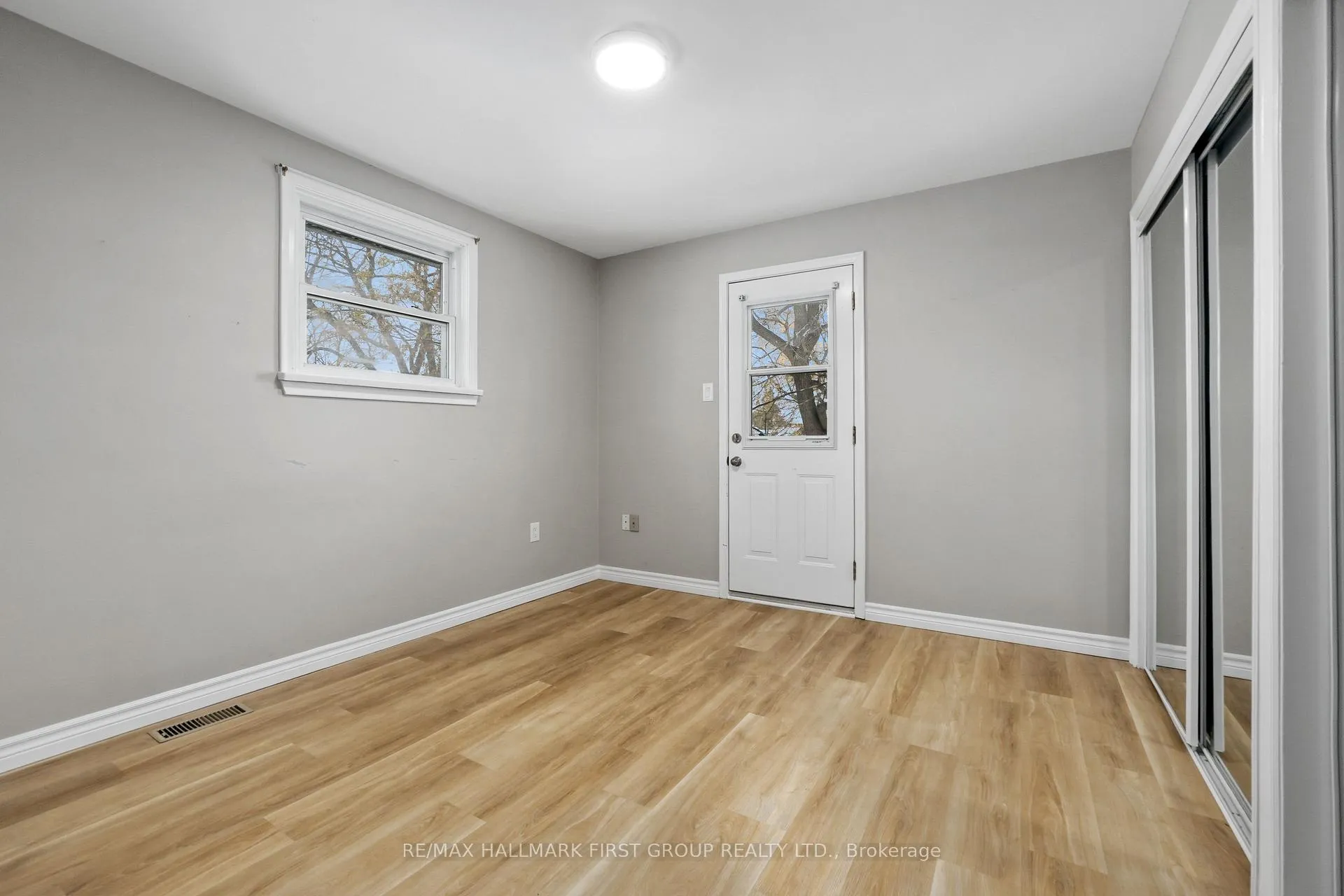 Photo 17 of Unit Upper, 176 Sydenham Street, Cobourg — HOMEH
