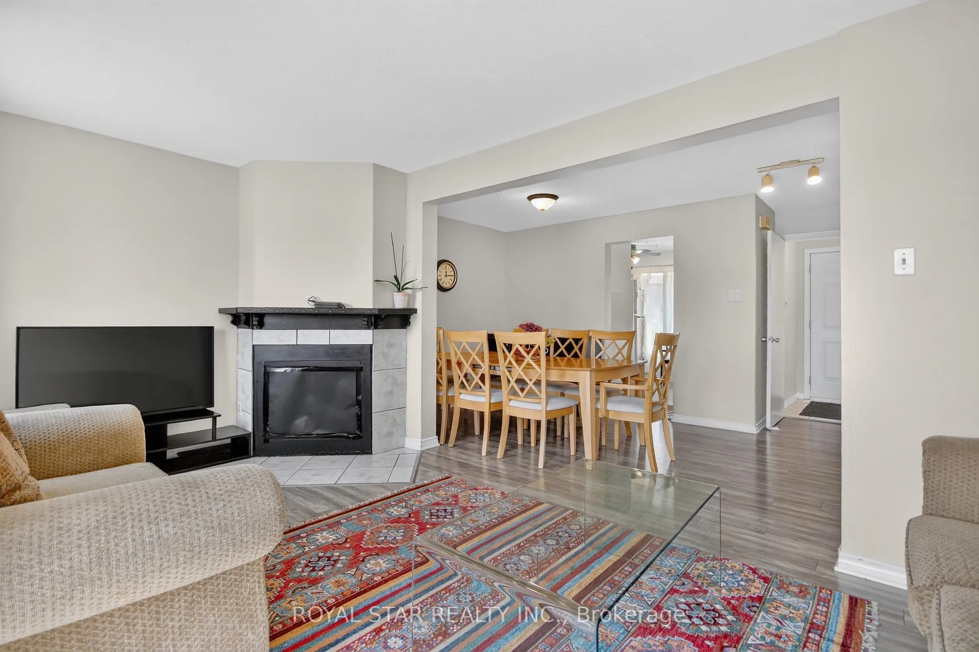 Photo 7 of Unit 5, 3333 Mccarthy Road, Ottawa, Hunt Club/Western Community — HOMEH