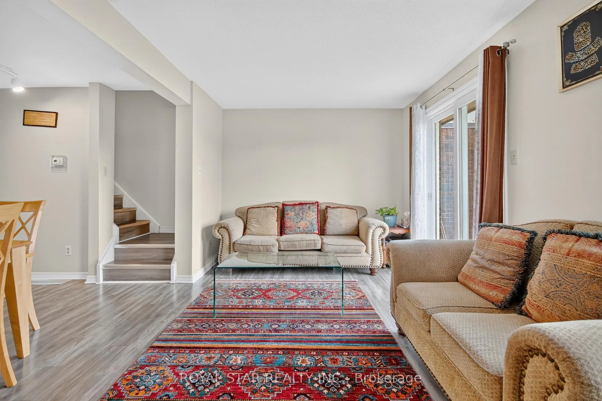 Photo 9 of Unit 5, 3333 Mccarthy Road, Ottawa, Hunt Club/Western Community — HOMEH