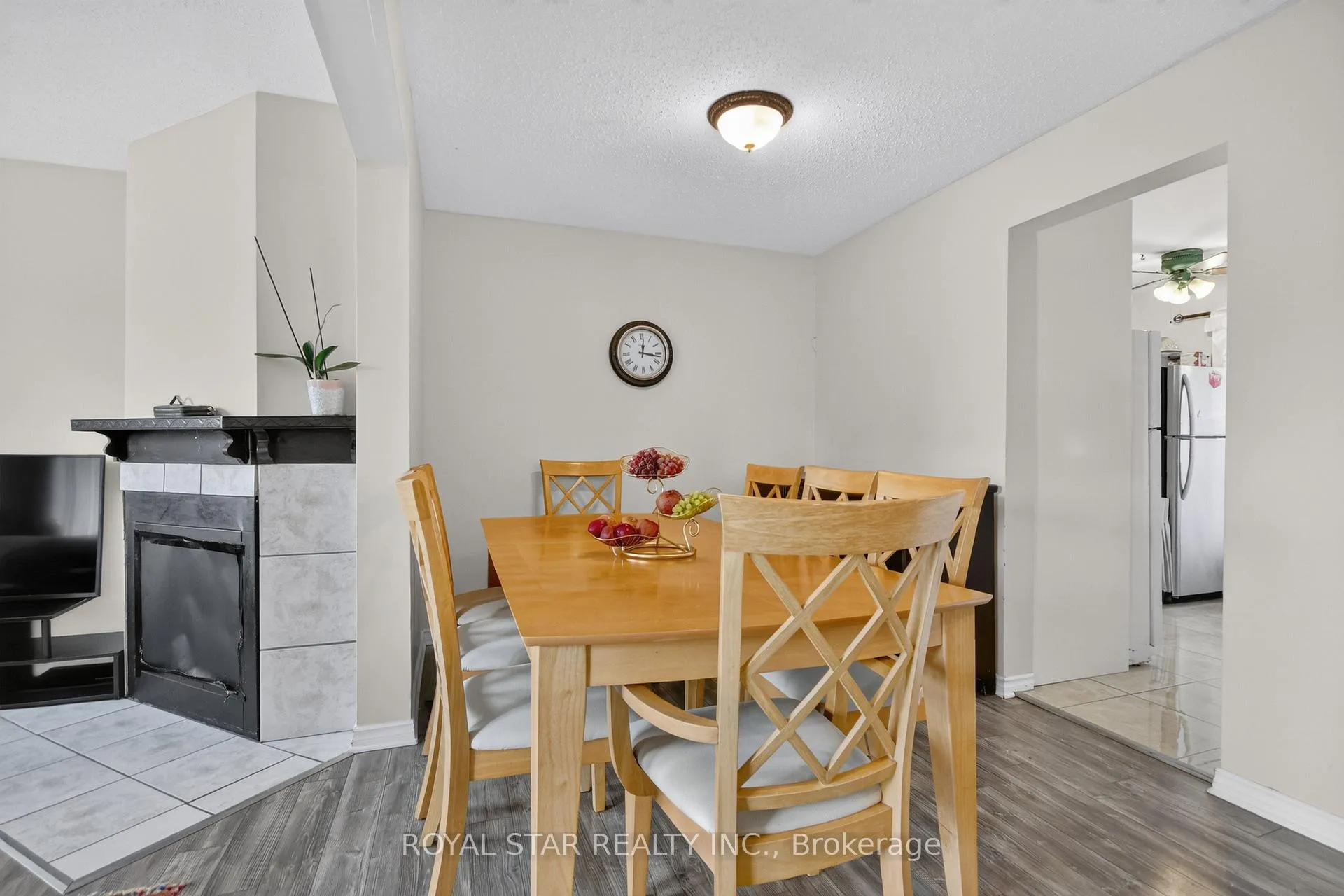 Photo 13 of Unit 5, 3333 Mccarthy Road, Ottawa, Hunt Club/Western Community — HOMEH