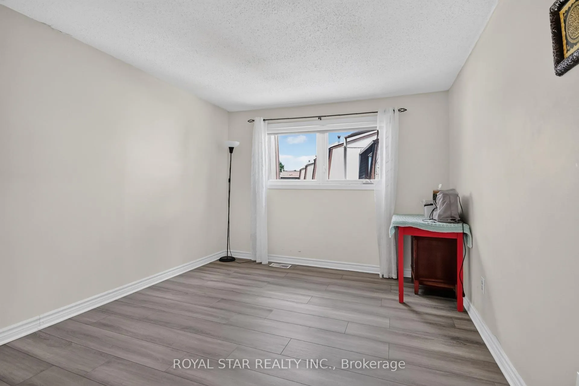 Photo 22 of Unit 5, 3333 Mccarthy Road, Ottawa, Hunt Club/Western Community — HOMEH