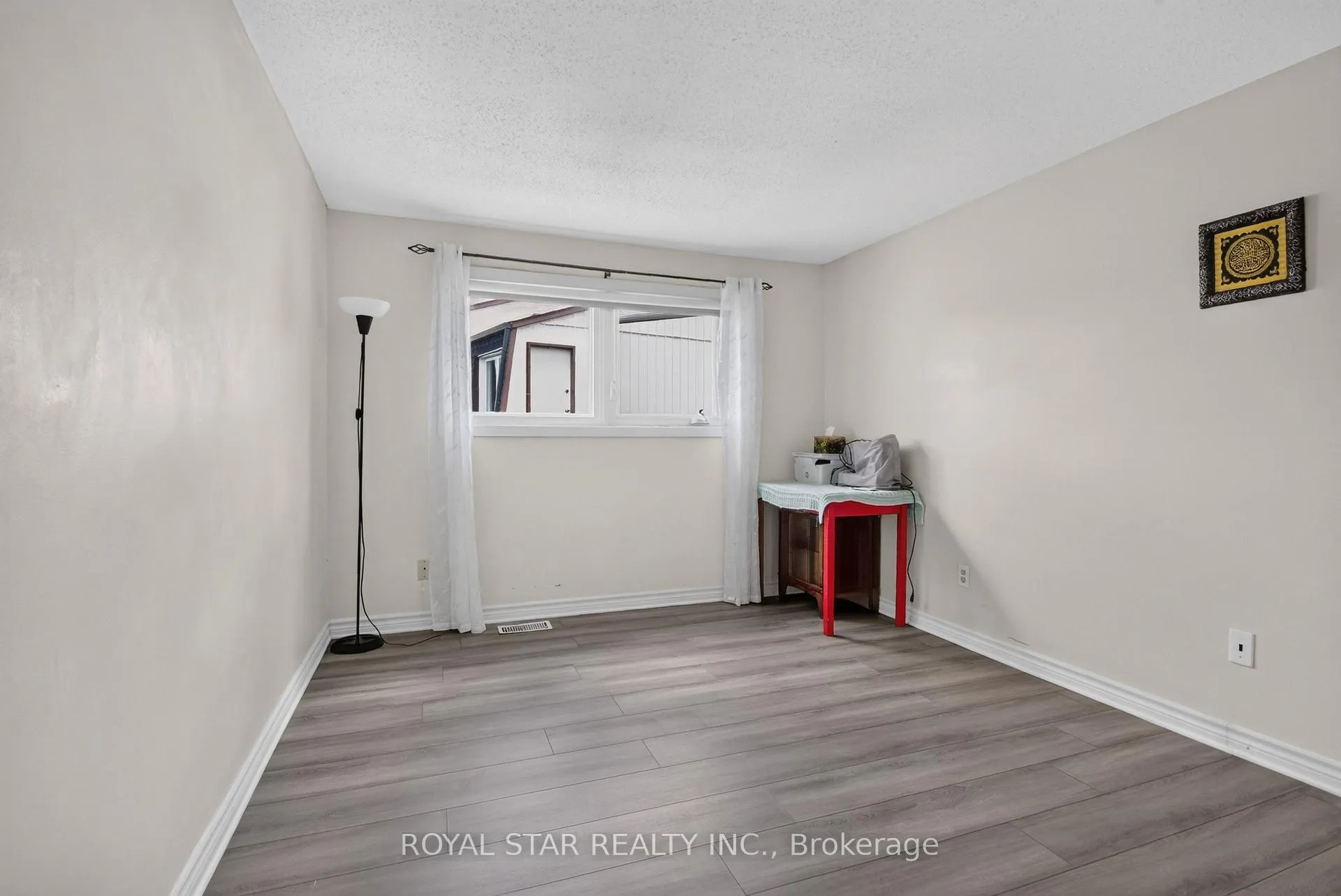 Photo 24 of Unit 5, 3333 Mccarthy Road, Ottawa, Hunt Club/Western Community — HOMEH