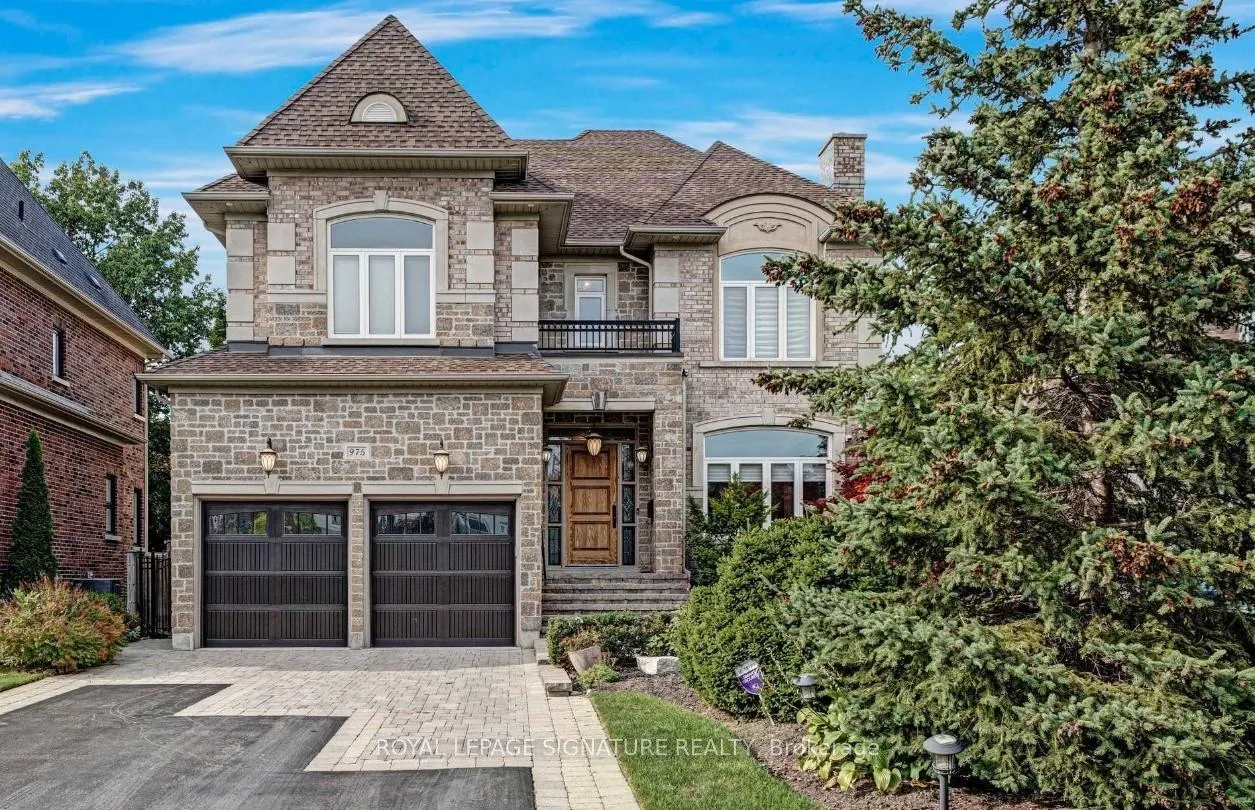 Photo 2 of 975 Fredonia Drive, Mississauga, Erindale — HOMEH