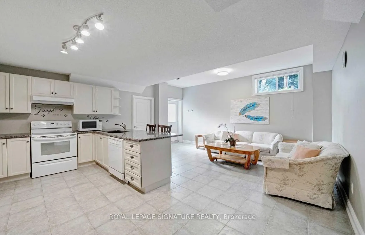 Photo 5 of 975 Fredonia Drive, Mississauga, Erindale — HOMEH