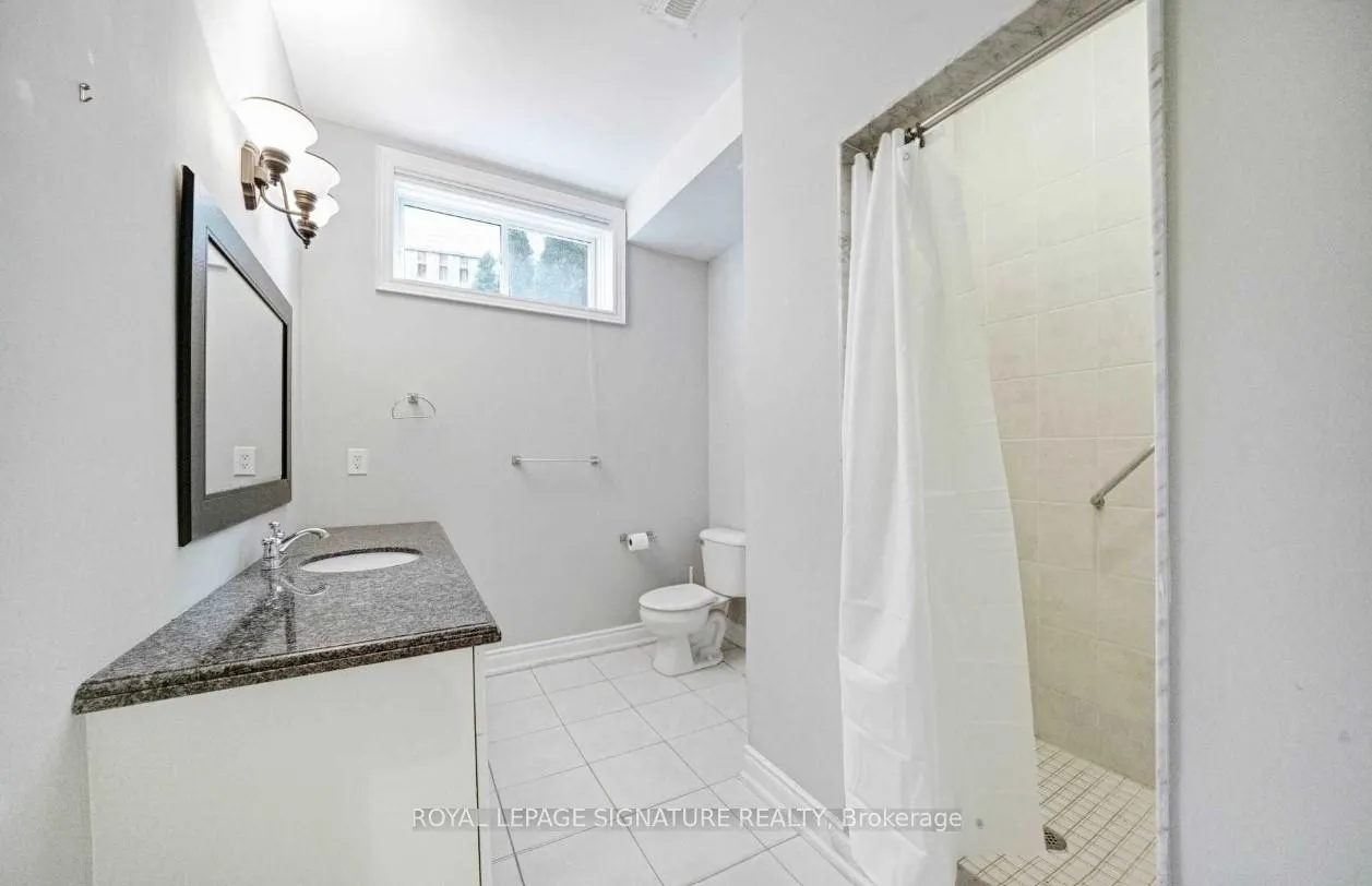 Photo 9 of 975 Fredonia Drive, Mississauga, Erindale — HOMEH