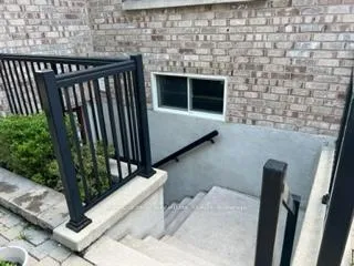 Photo 11 of 975 Fredonia Drive, Mississauga, Erindale — HOMEH