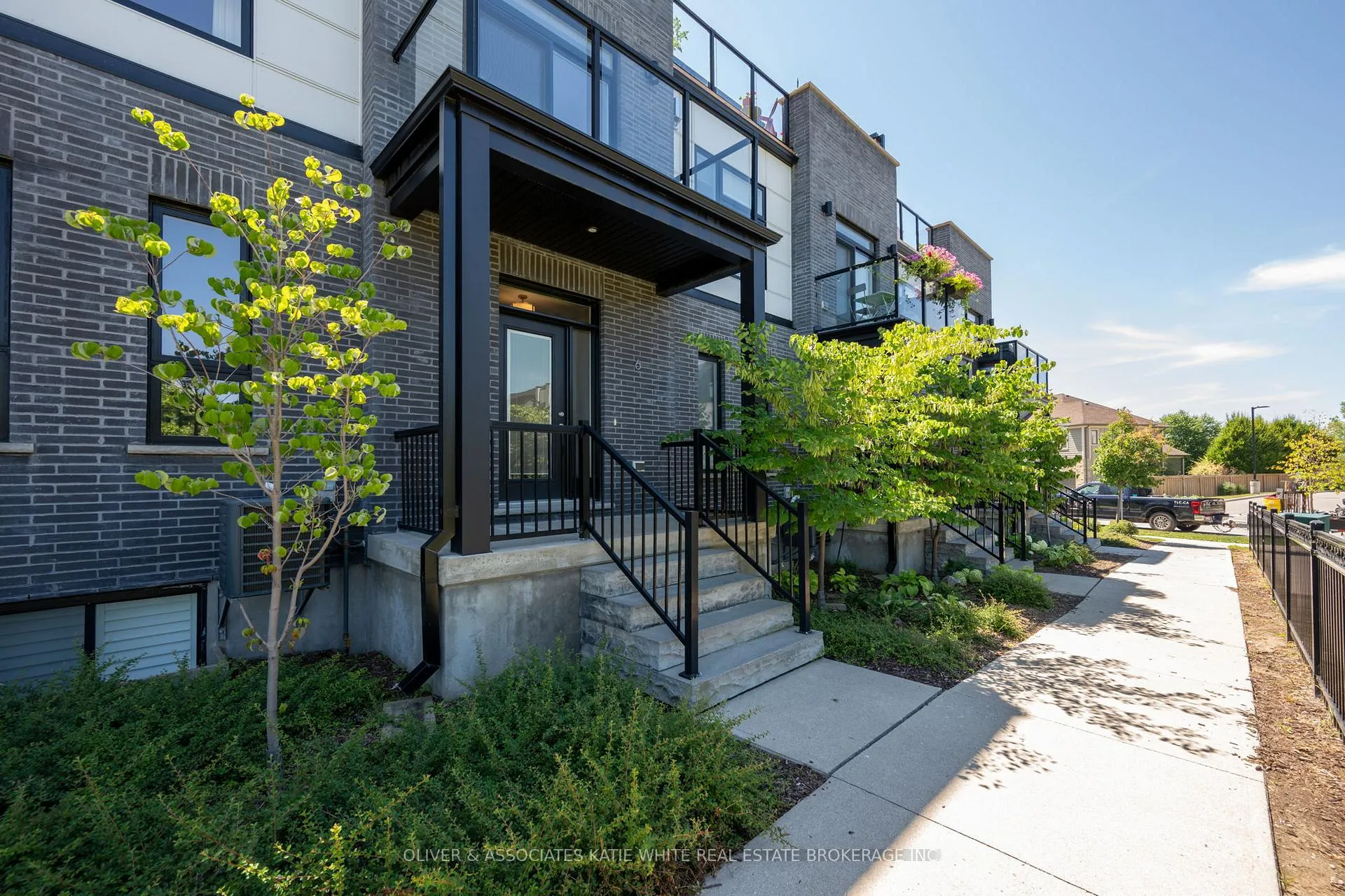 Photo 2 of Unit 6, 231 Callaway Road, London, North R — HOMEH