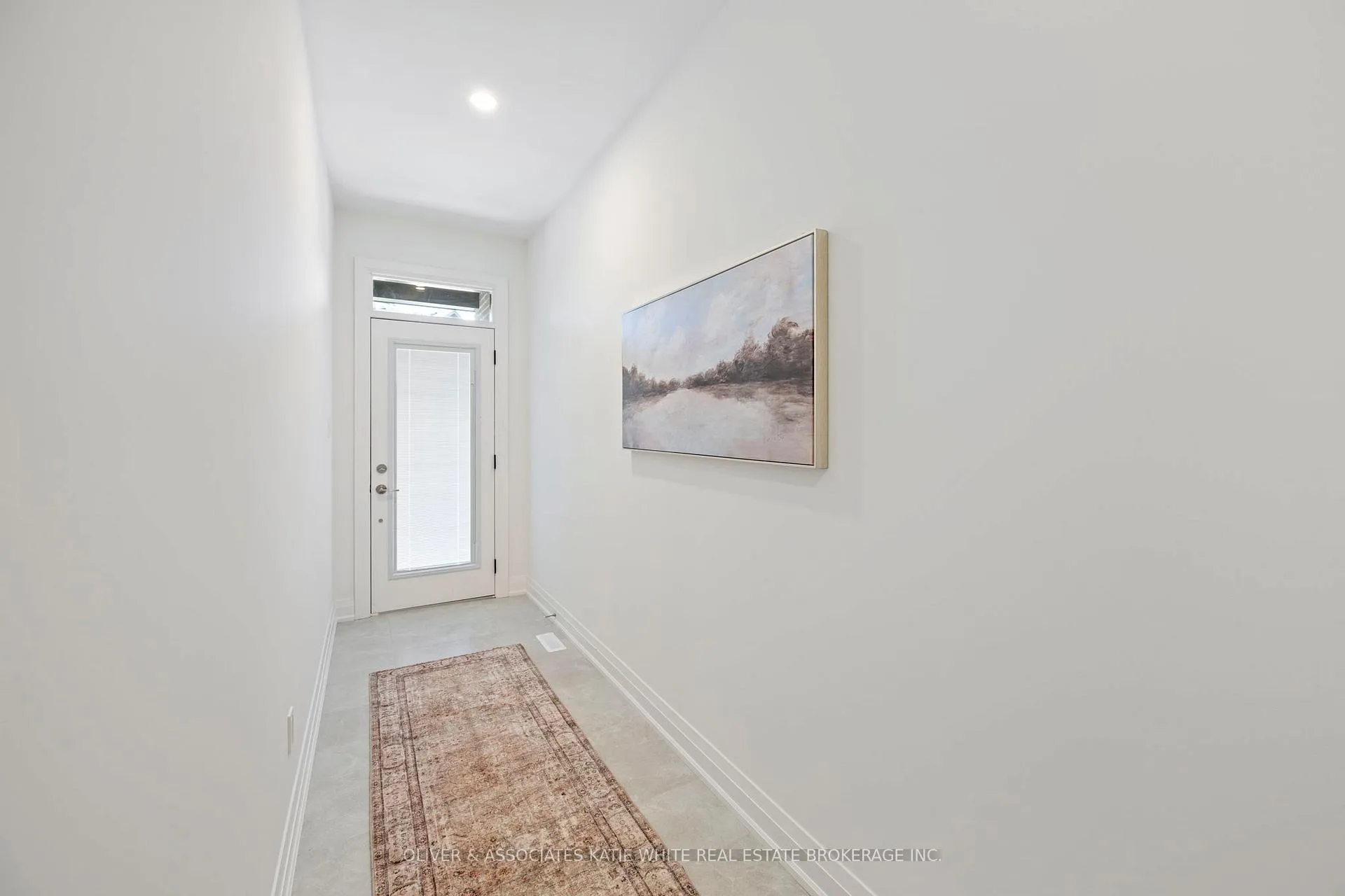 Photo 7 of Unit 6, 231 Callaway Road, London, North R — HOMEH