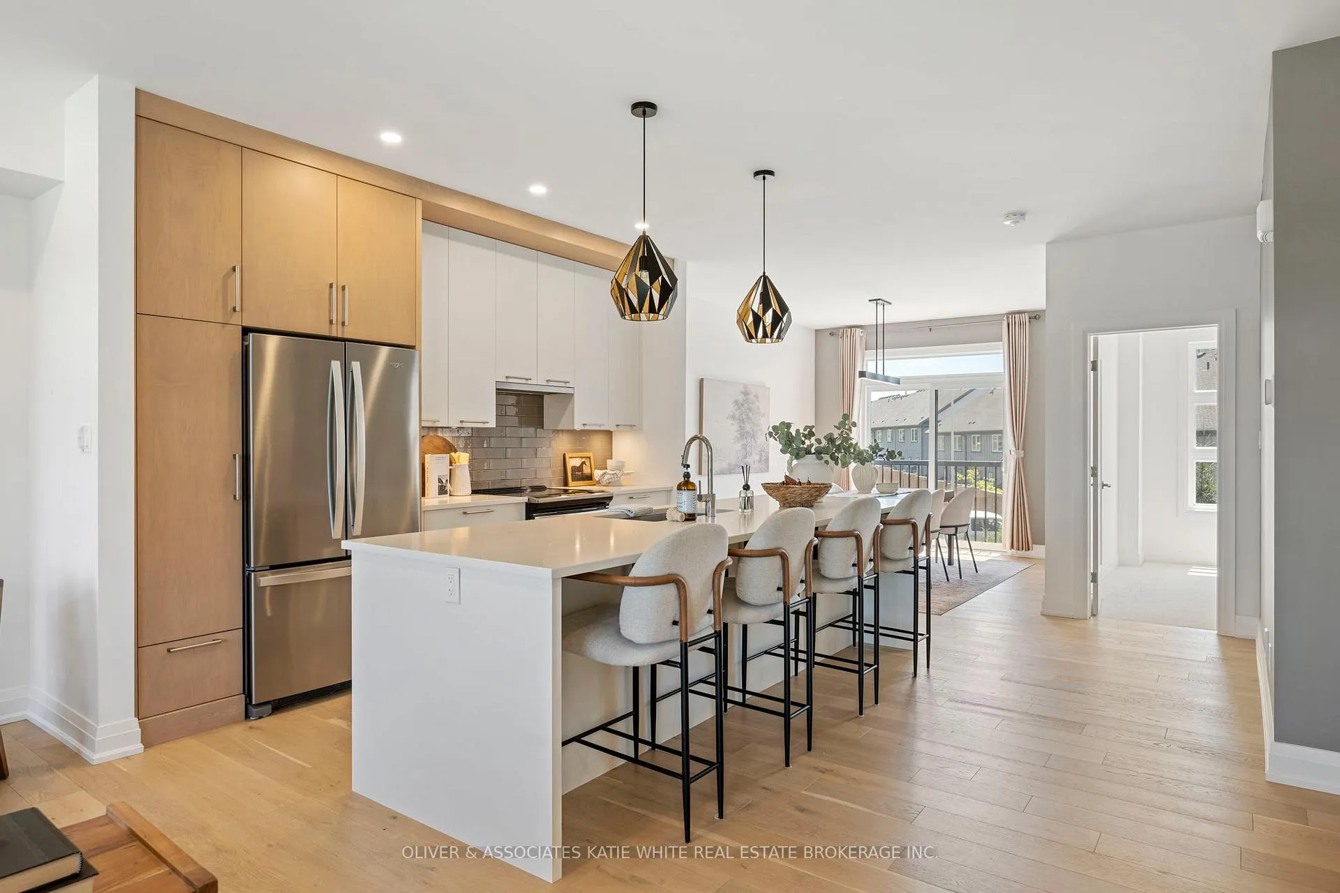 Photo 11 of Unit 6, 231 Callaway Road, London, North R — HOMEH