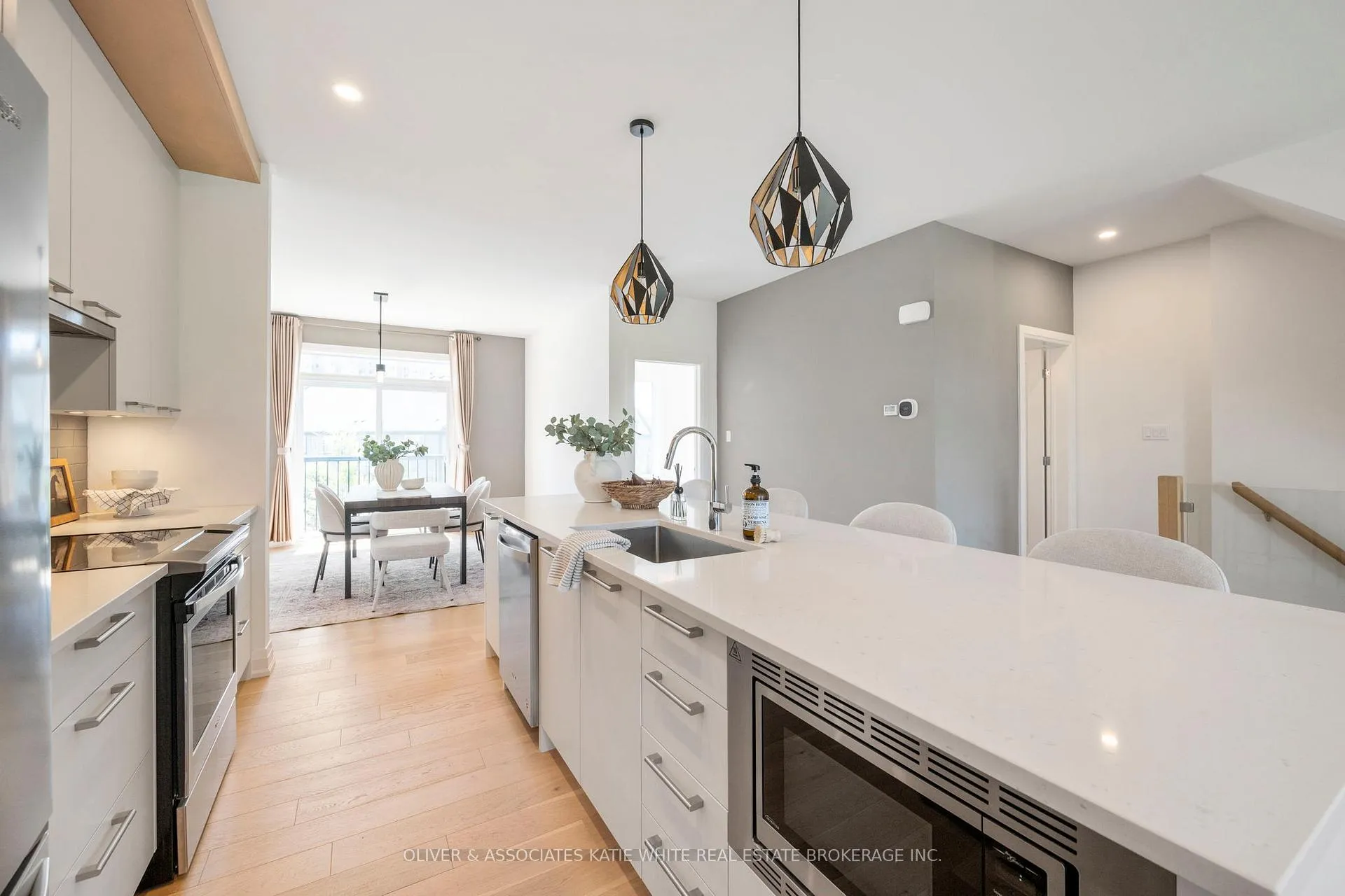 Photo 13 of Unit 6, 231 Callaway Road, London, North R — HOMEH