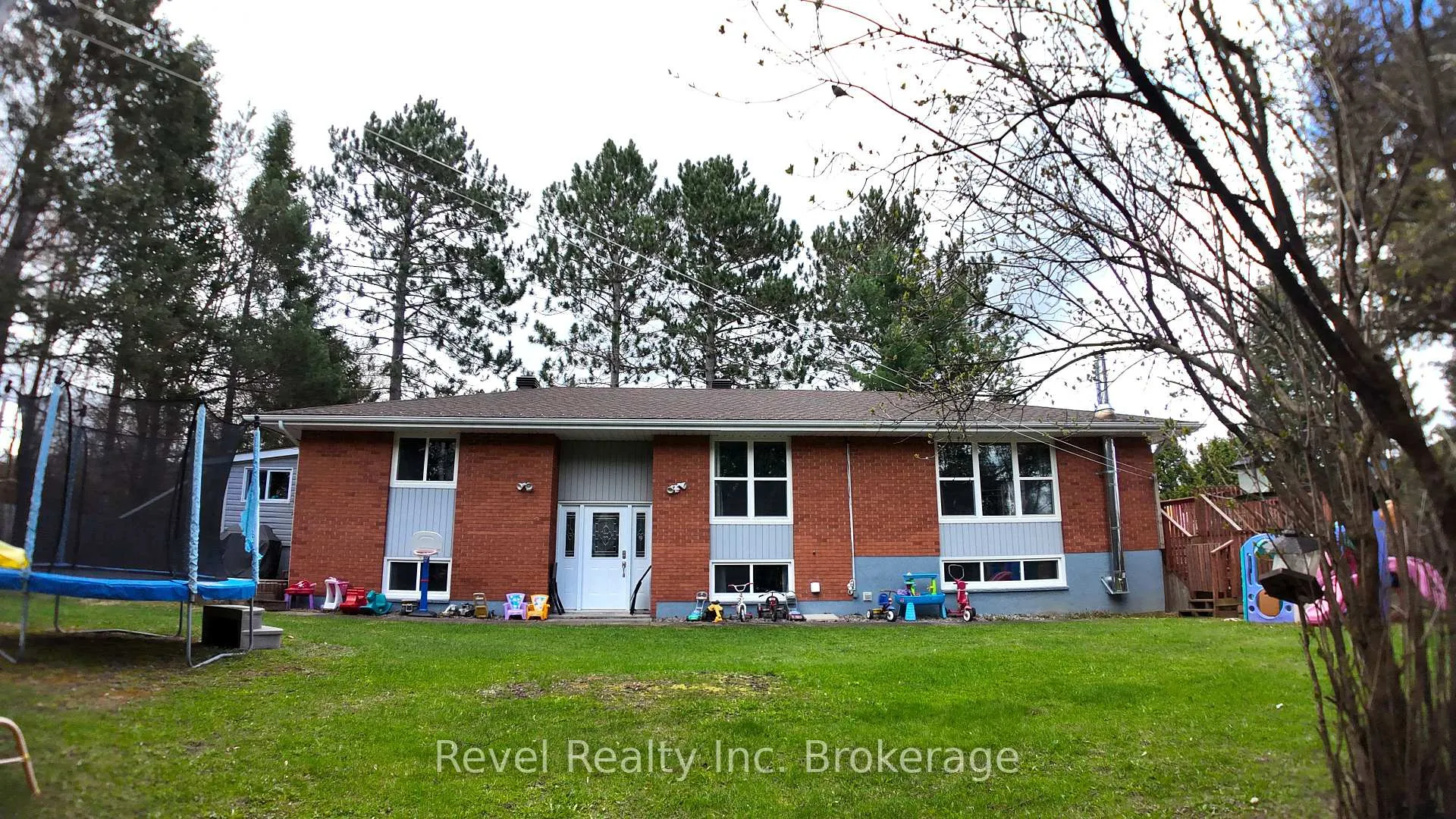 Photo 36 of 210 Levesque Street, Bonfield — HOMEH