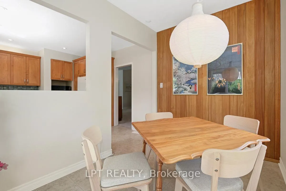 Photo 19 of 1772 Dunkirk Crescent, Ottawa, Playfair Park — HOMEH