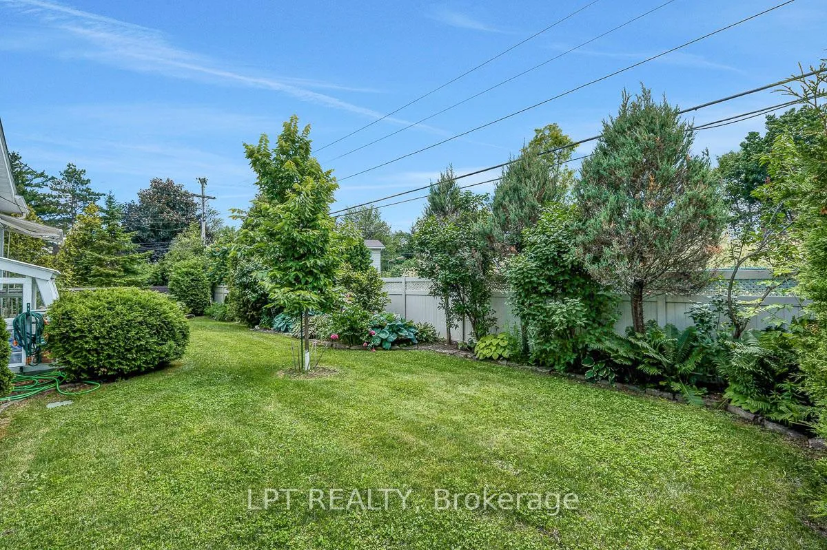 Photo 40 of 1772 Dunkirk Crescent, Ottawa, Playfair Park — HOMEH