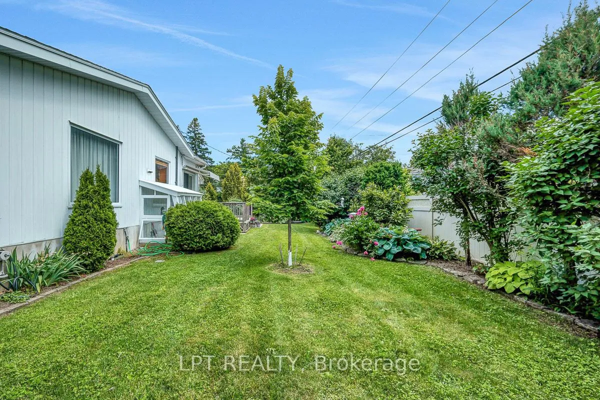 Photo 41 of 1772 Dunkirk Crescent, Ottawa, Playfair Park — HOMEH