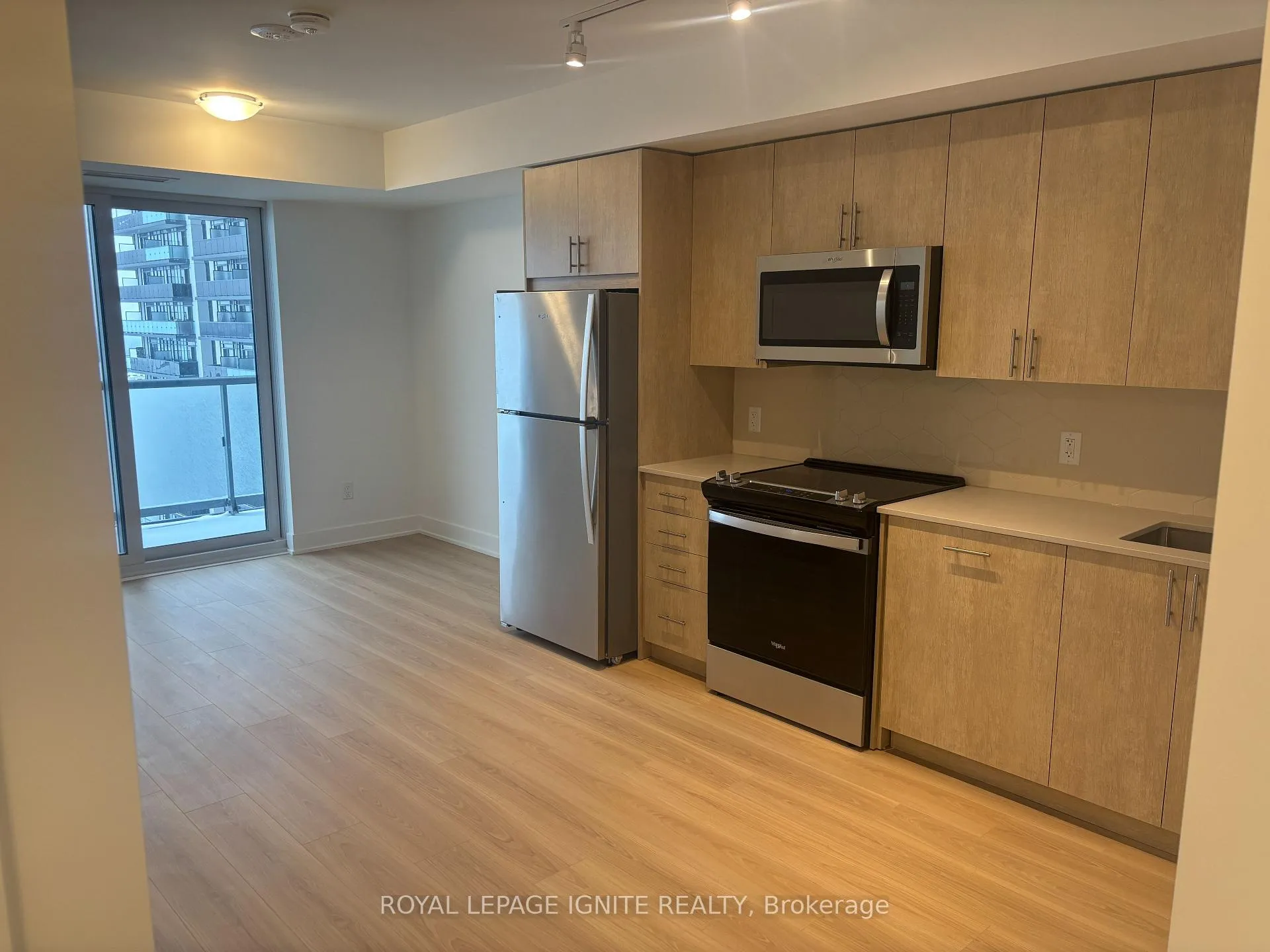 Photo 5 of Unit 1025, 2545 Simcoe Street, Oshawa, Windfields — HOMEH