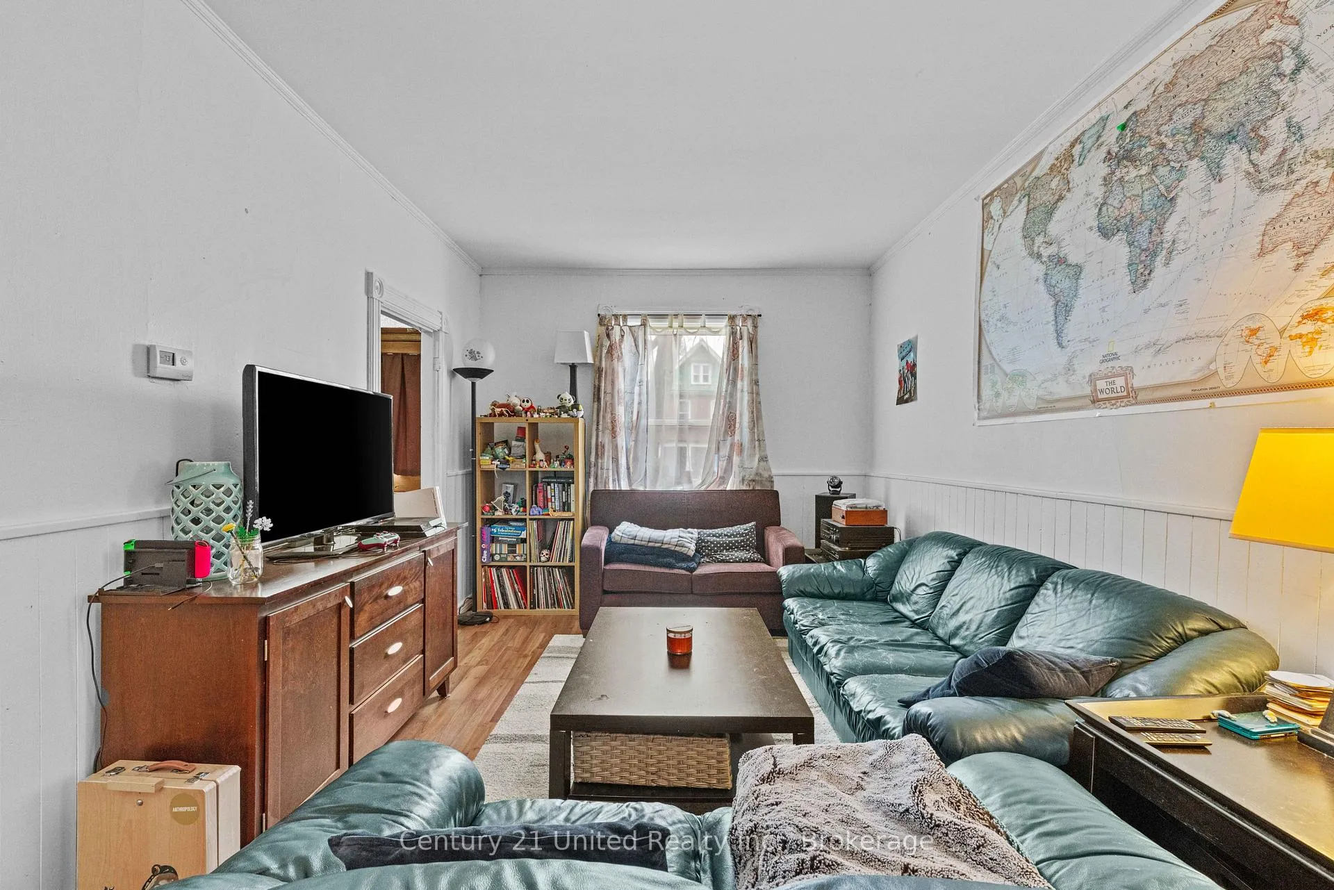 Photo 9 of 575 Bethune Street, Peterborough, Town Ward 3 — HOMEH