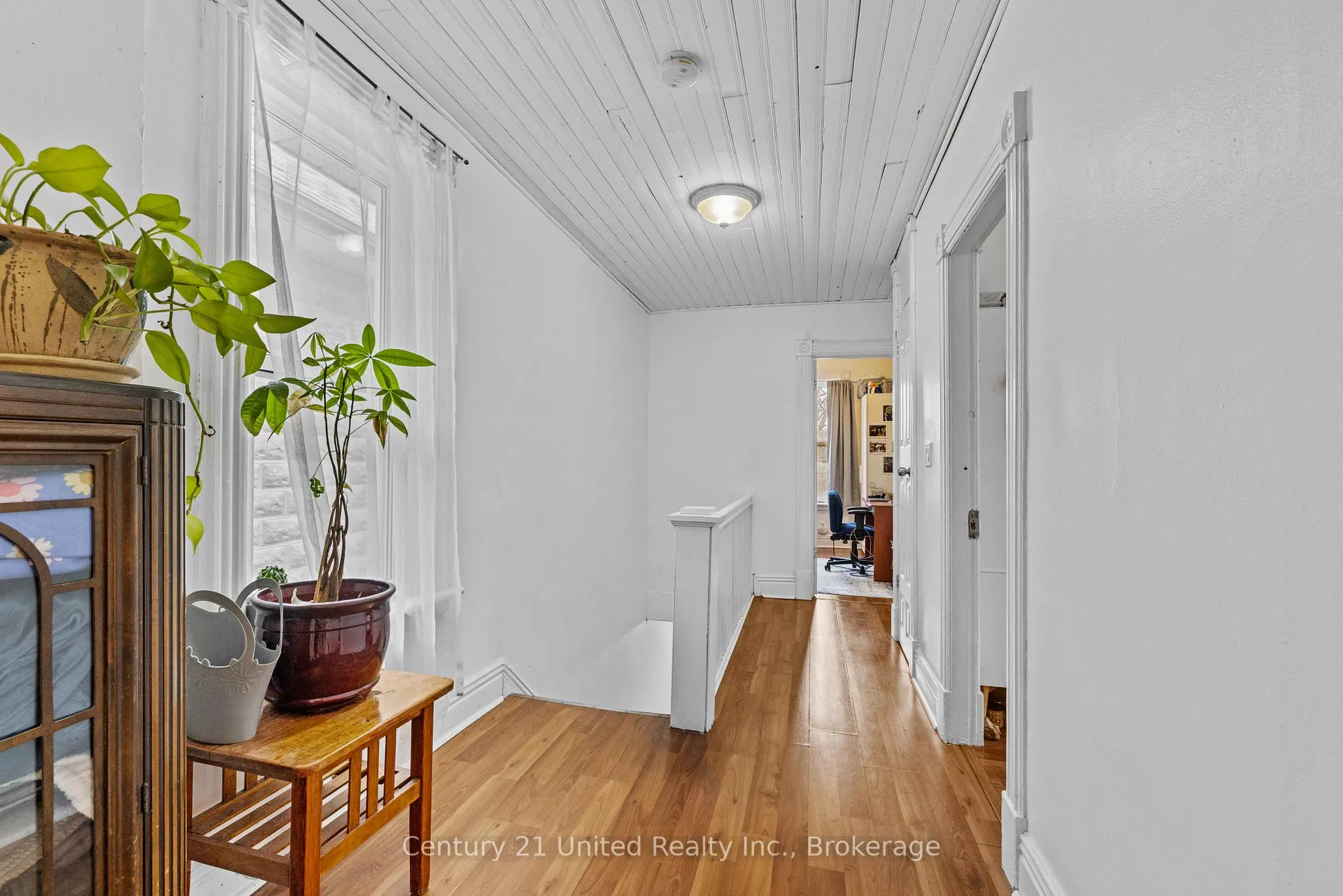Photo 16 of 575 Bethune Street, Peterborough, Town Ward 3 — HOMEH