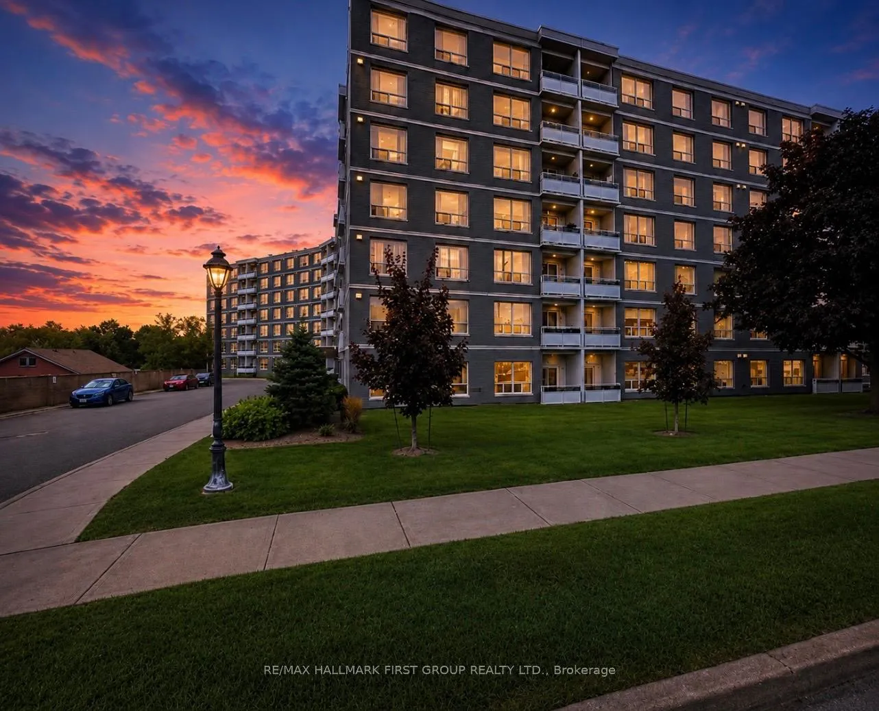 Front of Unit 703, 145 Liberty Street S